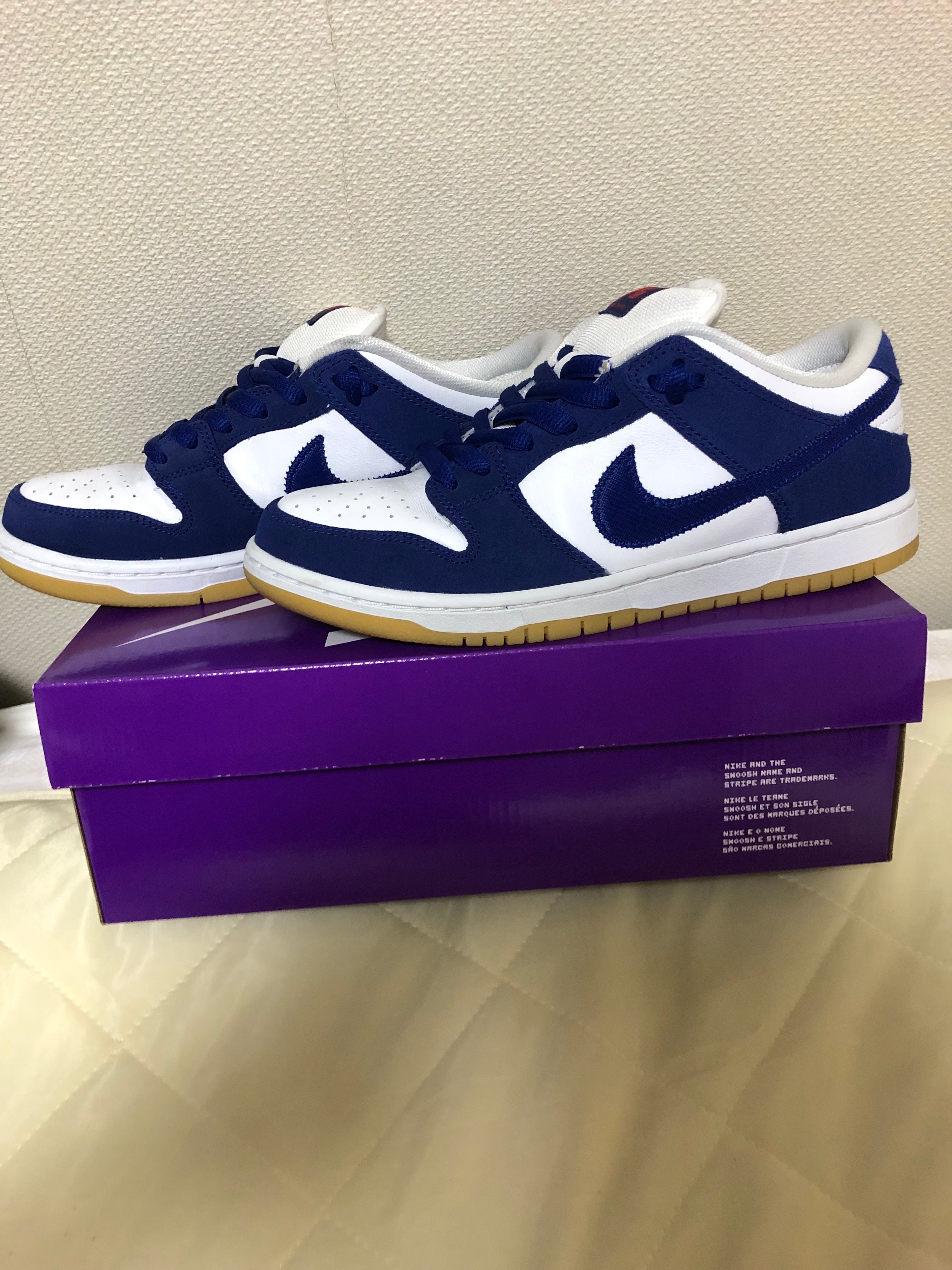 Nike SB Dunk Low "Los Angeles Dodgers/Deep Royal Blue"