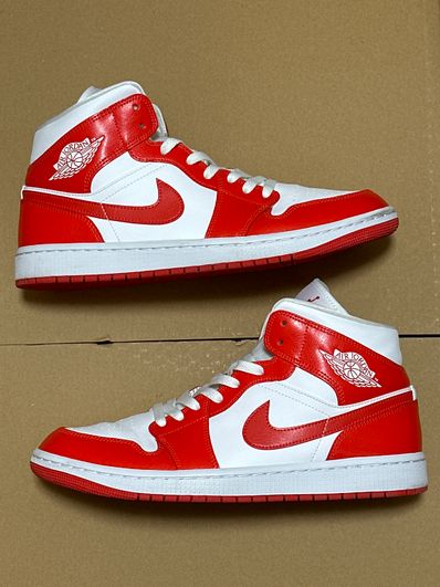 NIKE Women's AIR JORDAN 1 MID "WHITE/HABANERO RED"