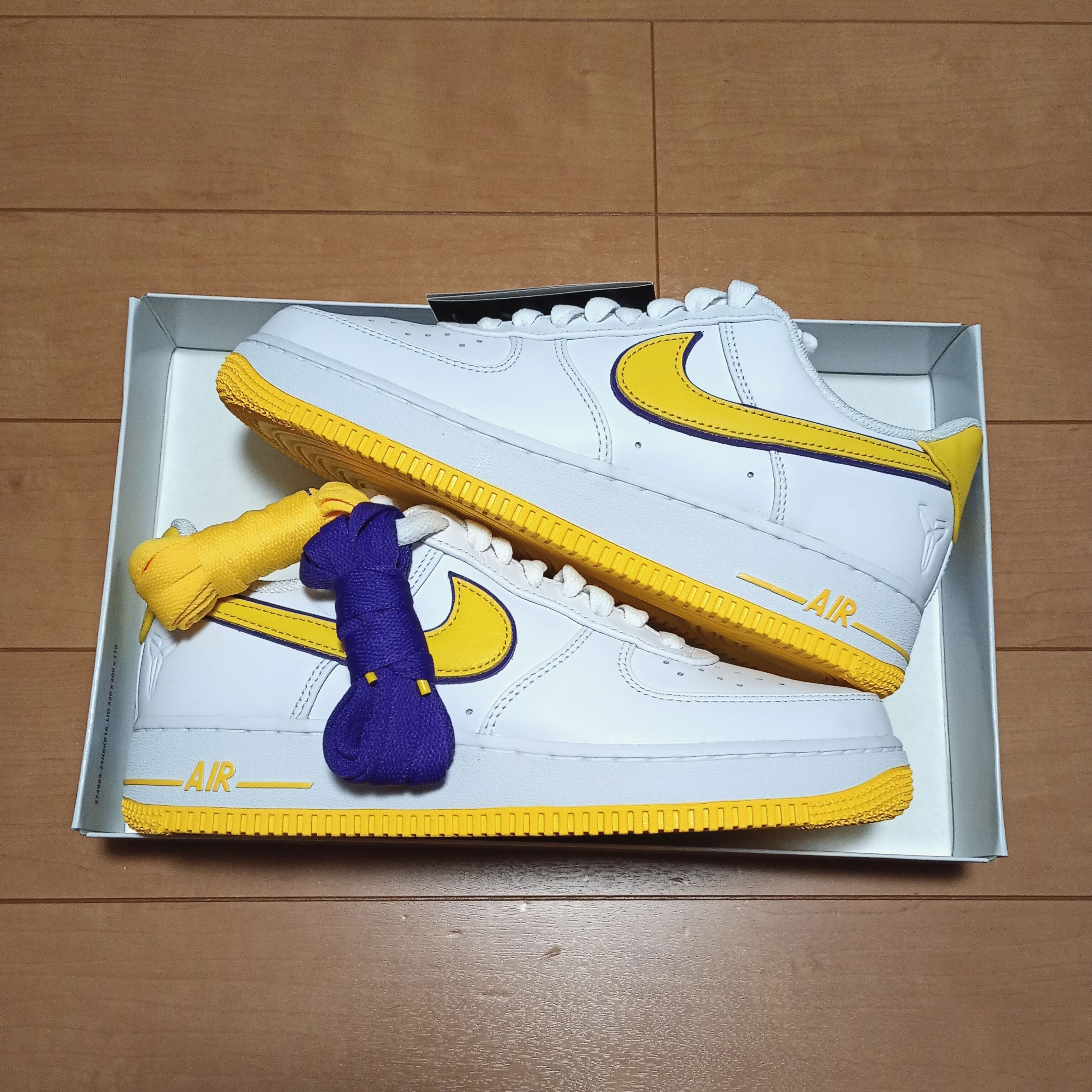 Kobe Bryant × Nike Air Force 1 Low Retro QS "Varsity Maize and Varsity Purple"