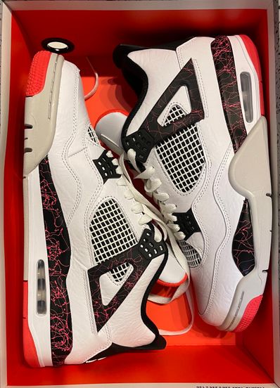 Nike Air Jordan 4 Retro