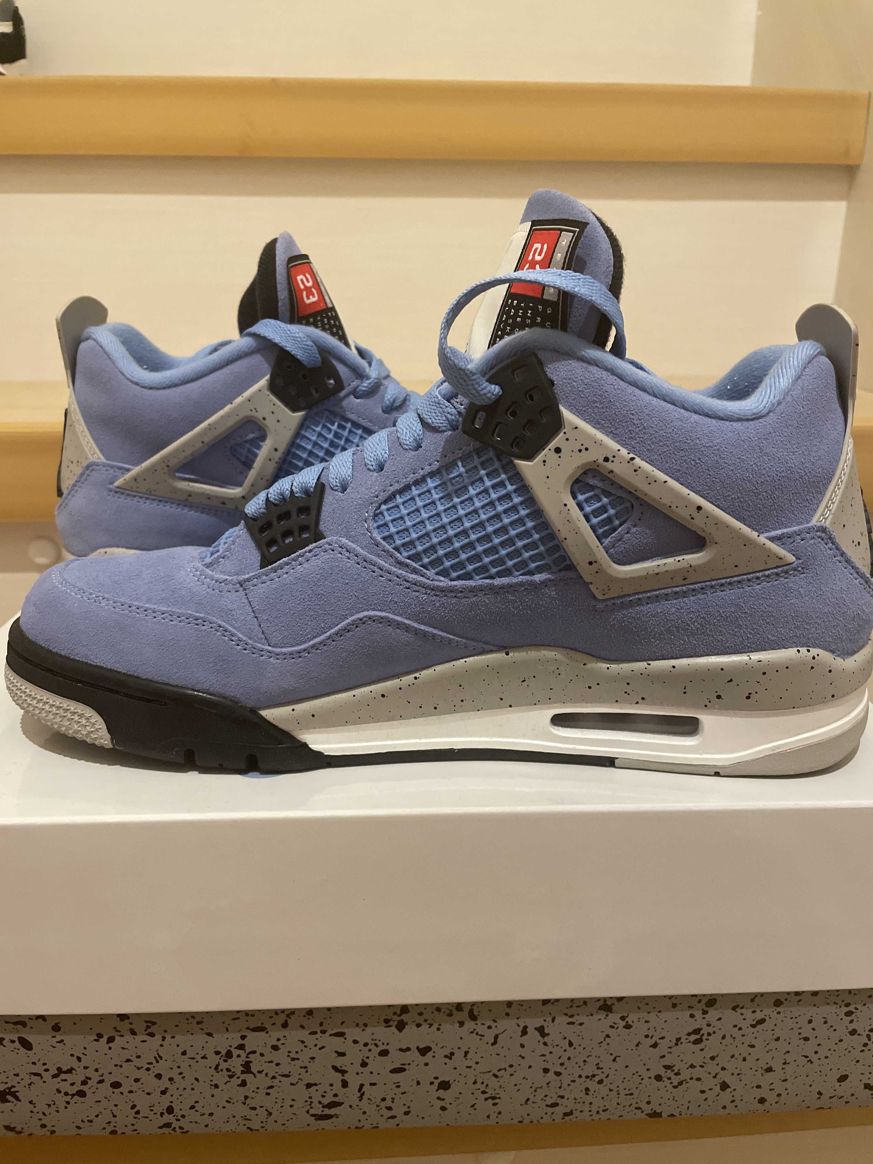 Nike Air Jordan 4 "University Blue"