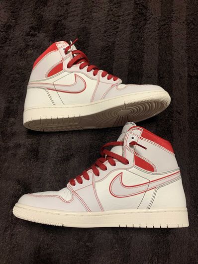 Nike Air Jordan 1 Retro High OG "Sail/University Red"