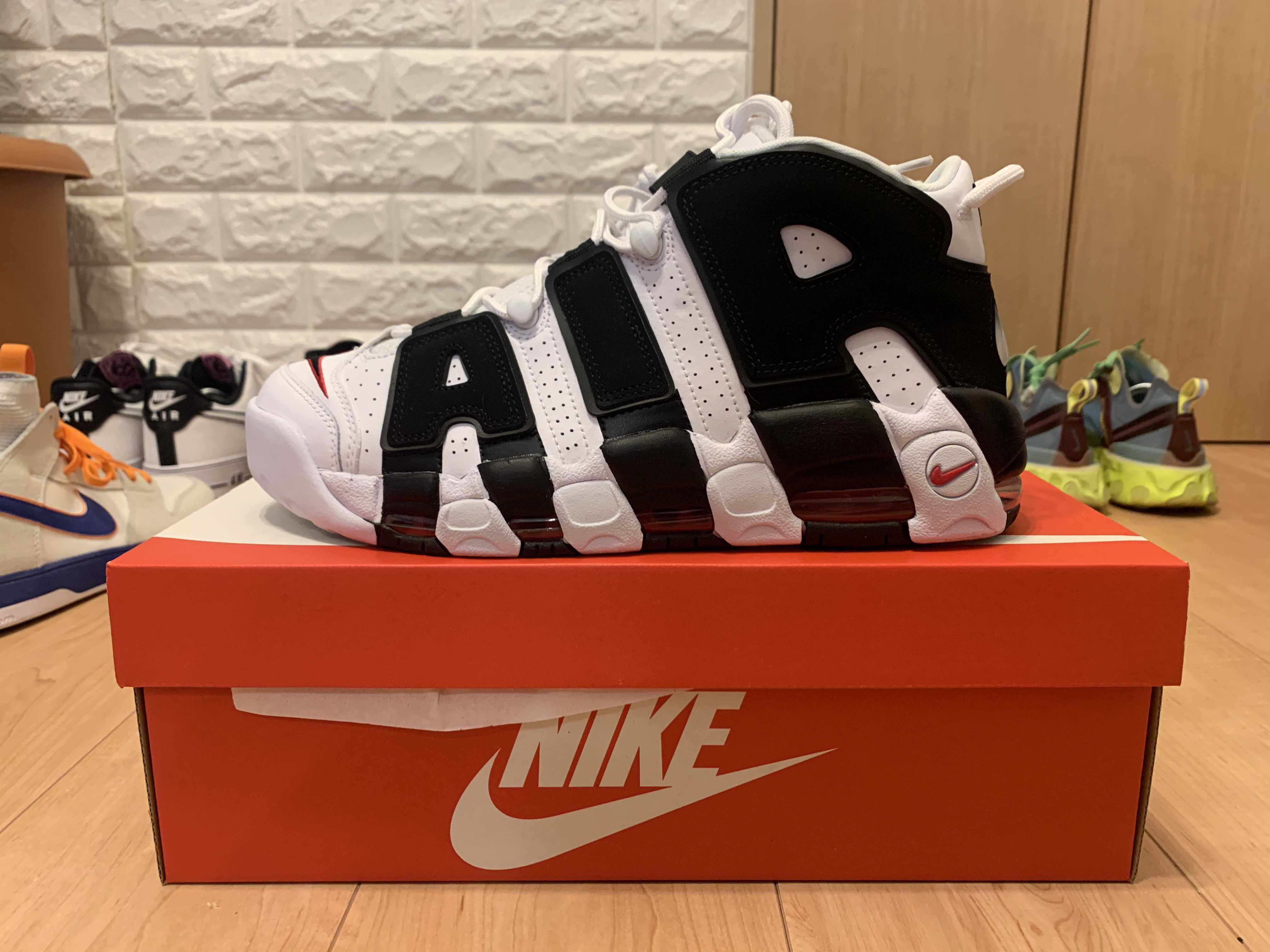 NIKE AIR MORE UPTEMPO "WHITE/BLACK/UNIVERSITY RED"(2020)