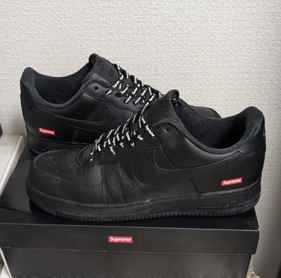 Supreme × Nike Air Force 1 Low "Black"