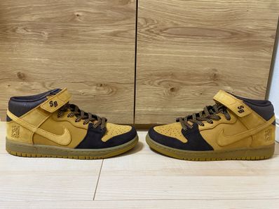 Nike SB Zoom Dunk Mid Pro "Lewis Marnell"
