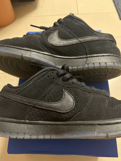UNDEFEATED × Nike Dunk Low SP "5 ON IT"