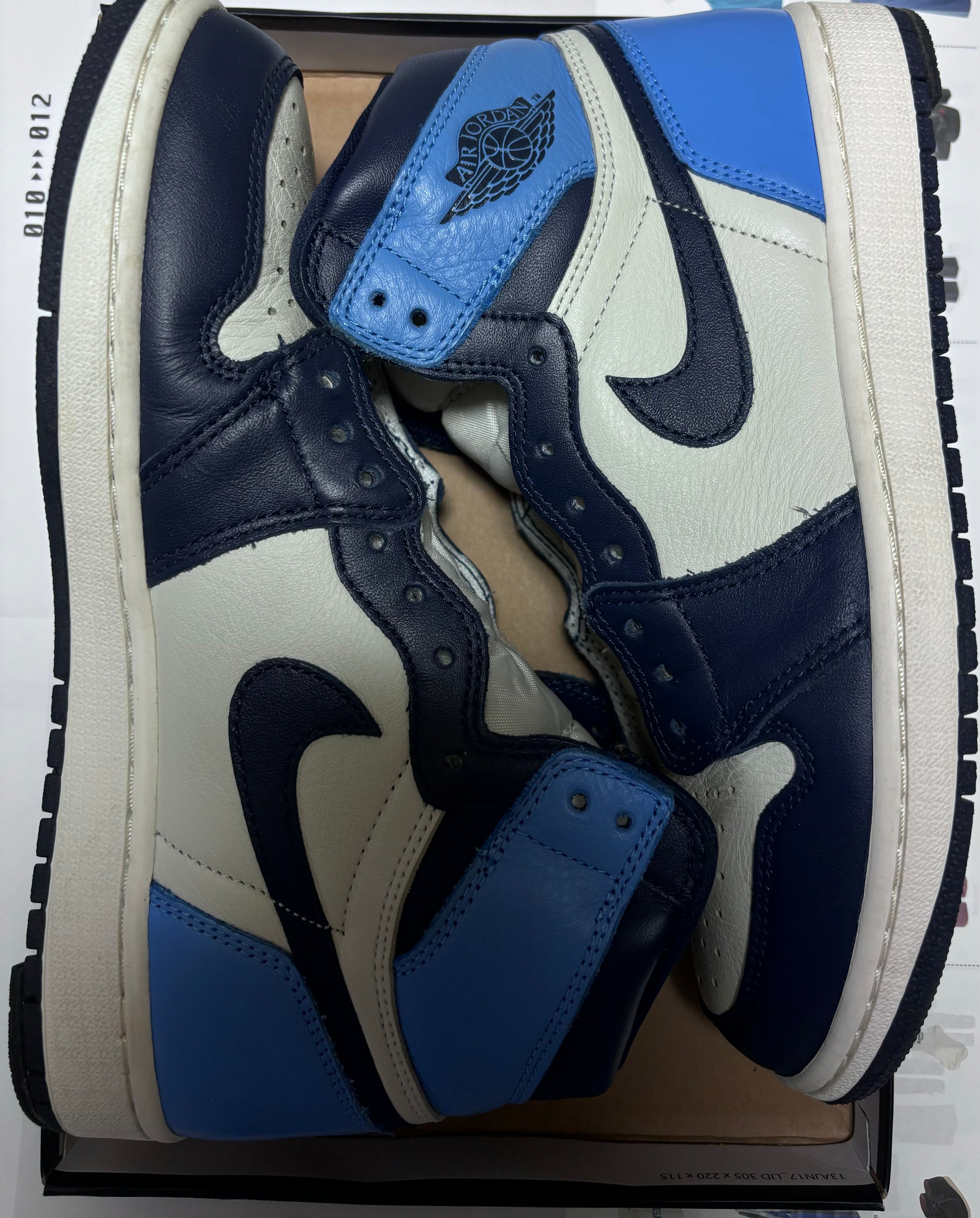 Nike Air Jordan 1 Retro High OG "Obsidian/University Blue"