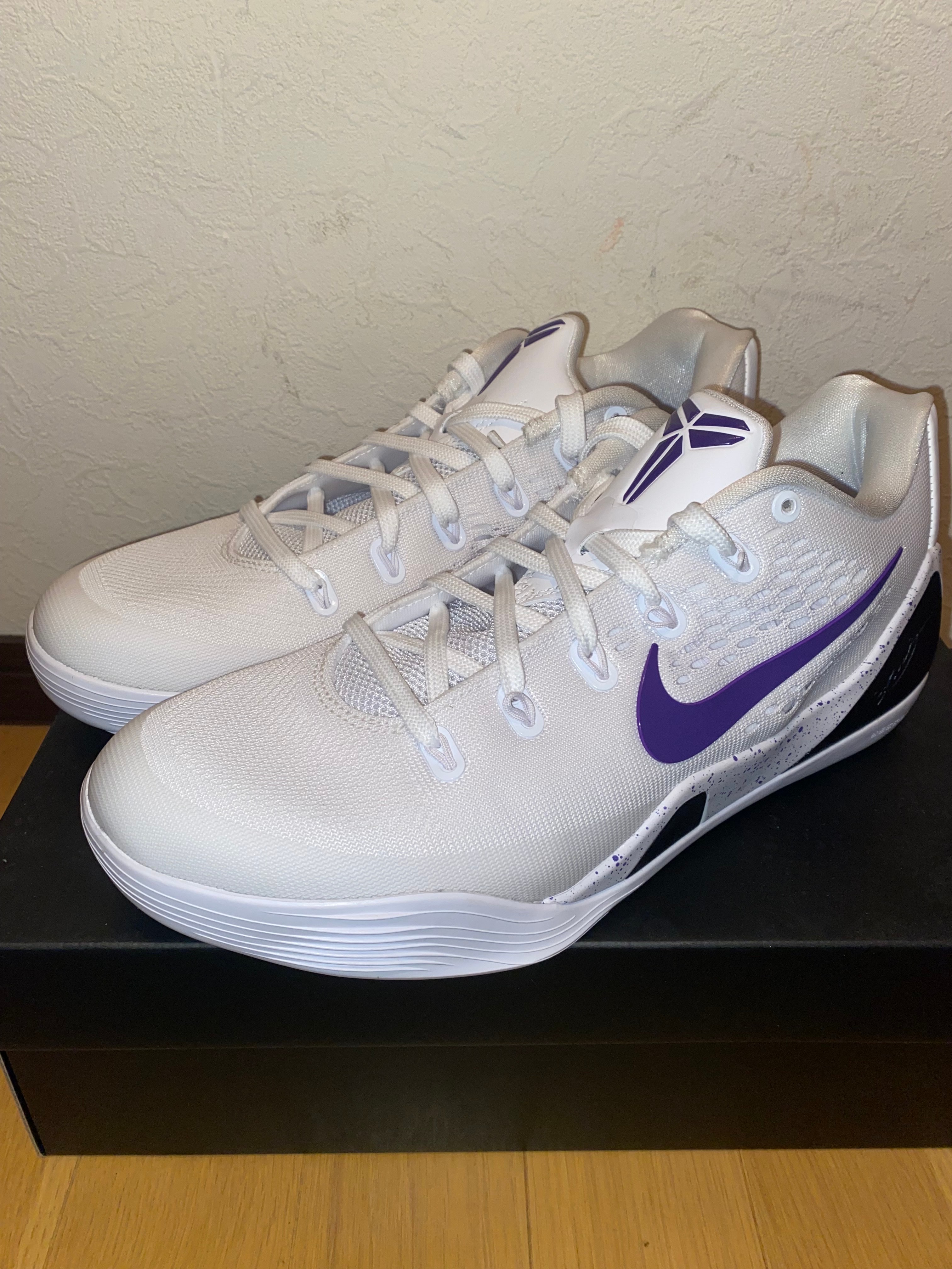 Nike Kobe 9 Elite Low EM Protro "White/White/Court Purple"