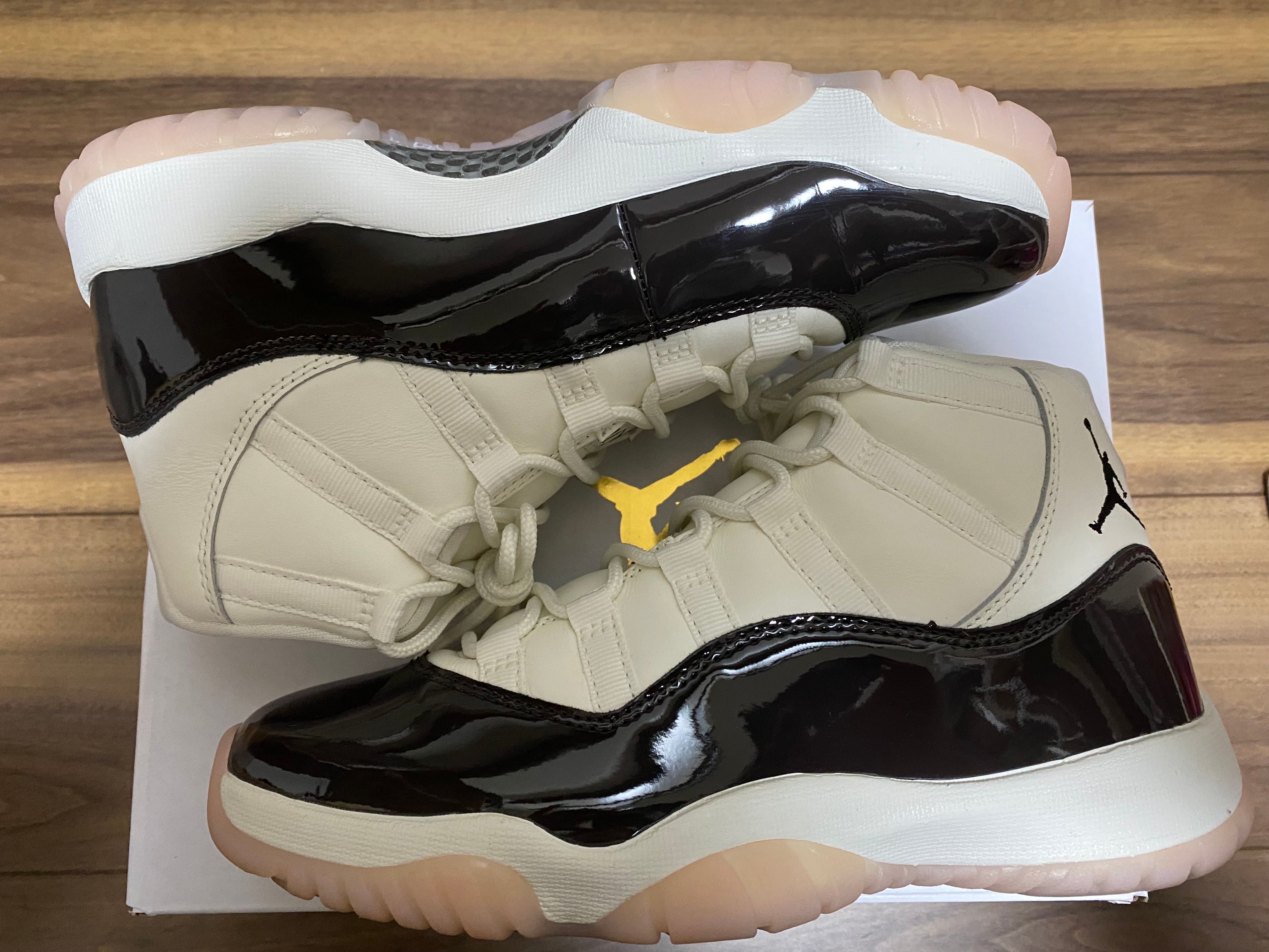 Nike Women's Air Jordan 11 Retro "Neapolitan"