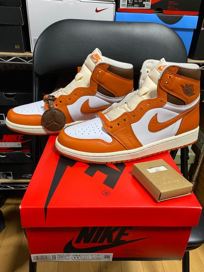 Nike Women's Air Jordan 1 High OG "Starfish"