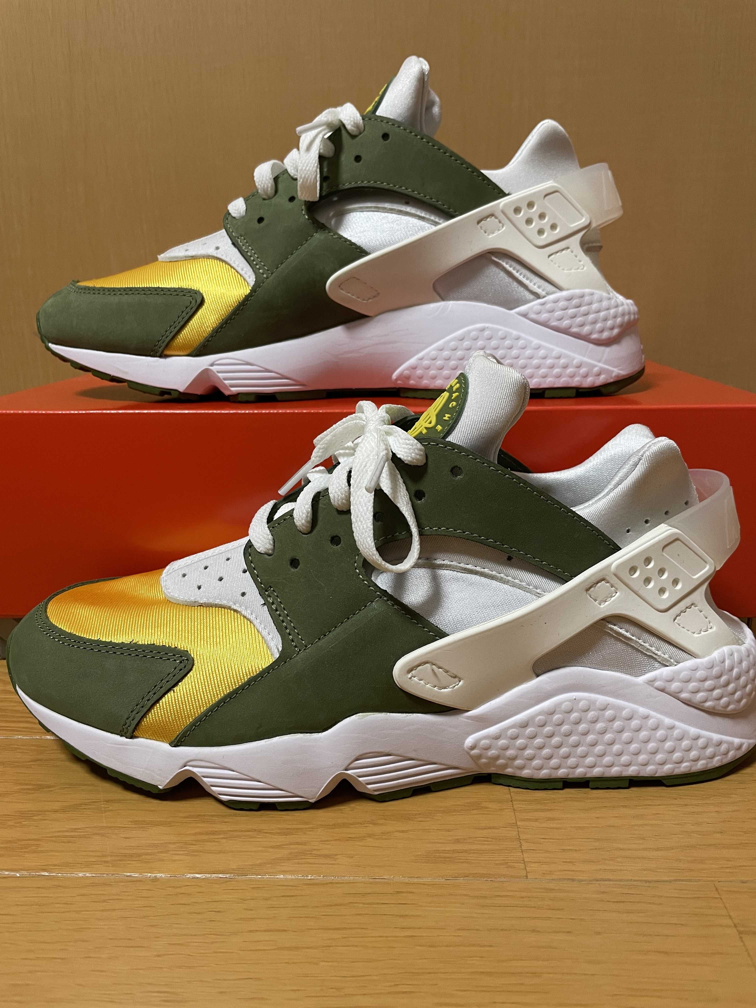 Stussy × Nike Air Huarache "Dark Olive"