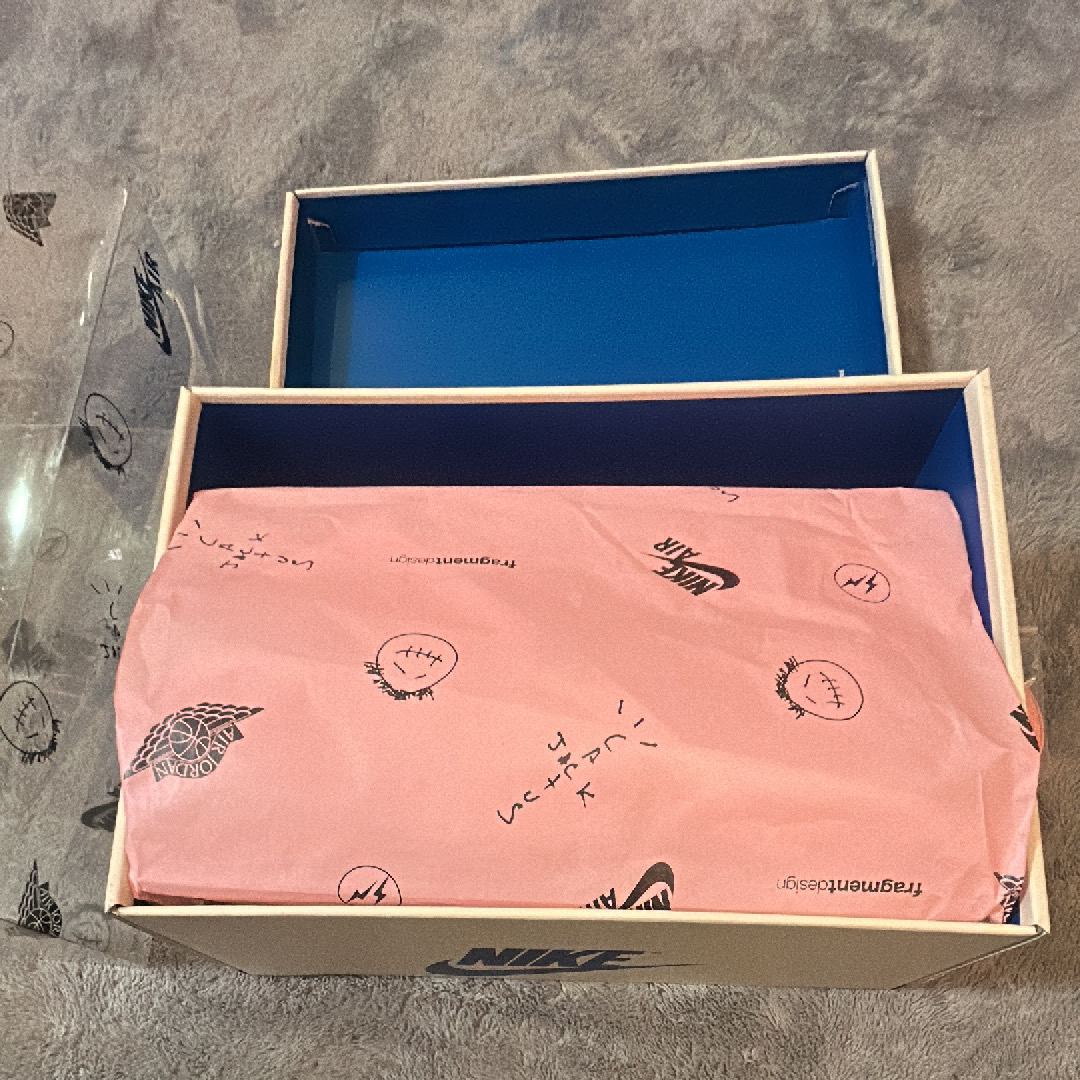 Travis Scott × fragment design × Nike Air Jordan 1 Low OG SP "Military Blue"