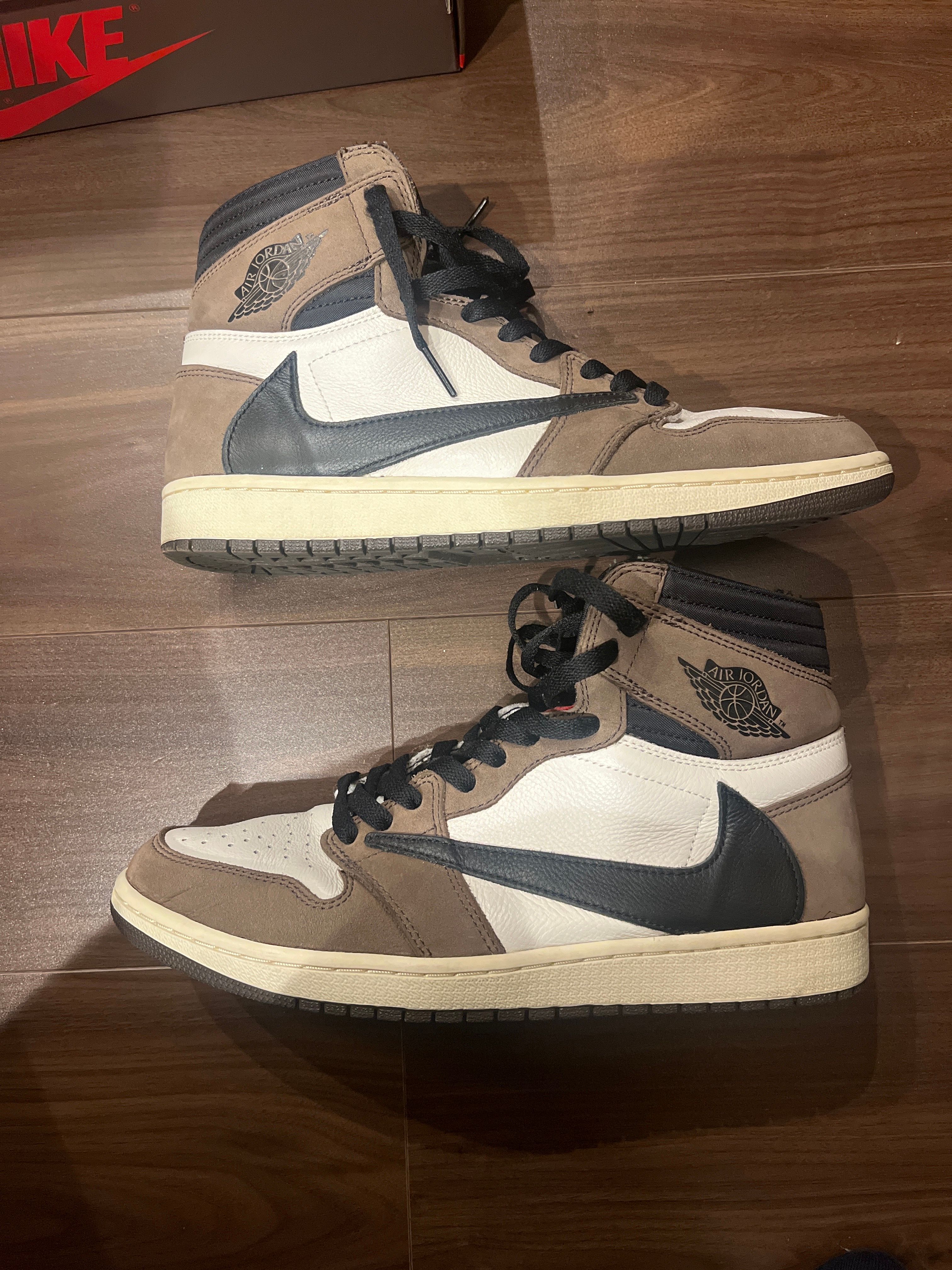 Travis Scott × Nike Air Jordan 1 Retro High OG TS SP "Sail/Dark Mocha"
