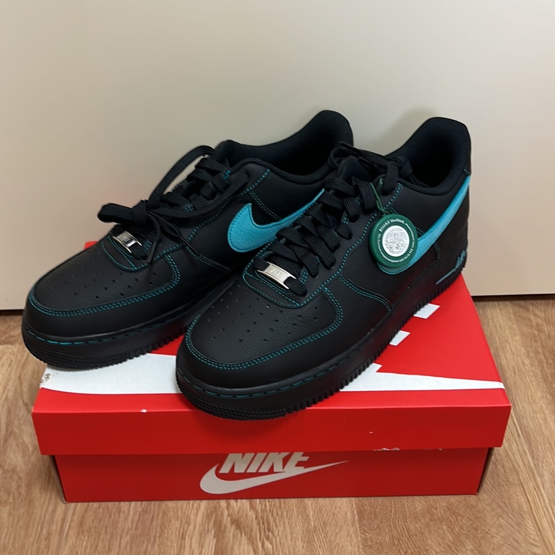 Nike Air Force 1 Low "Black Tiffany"