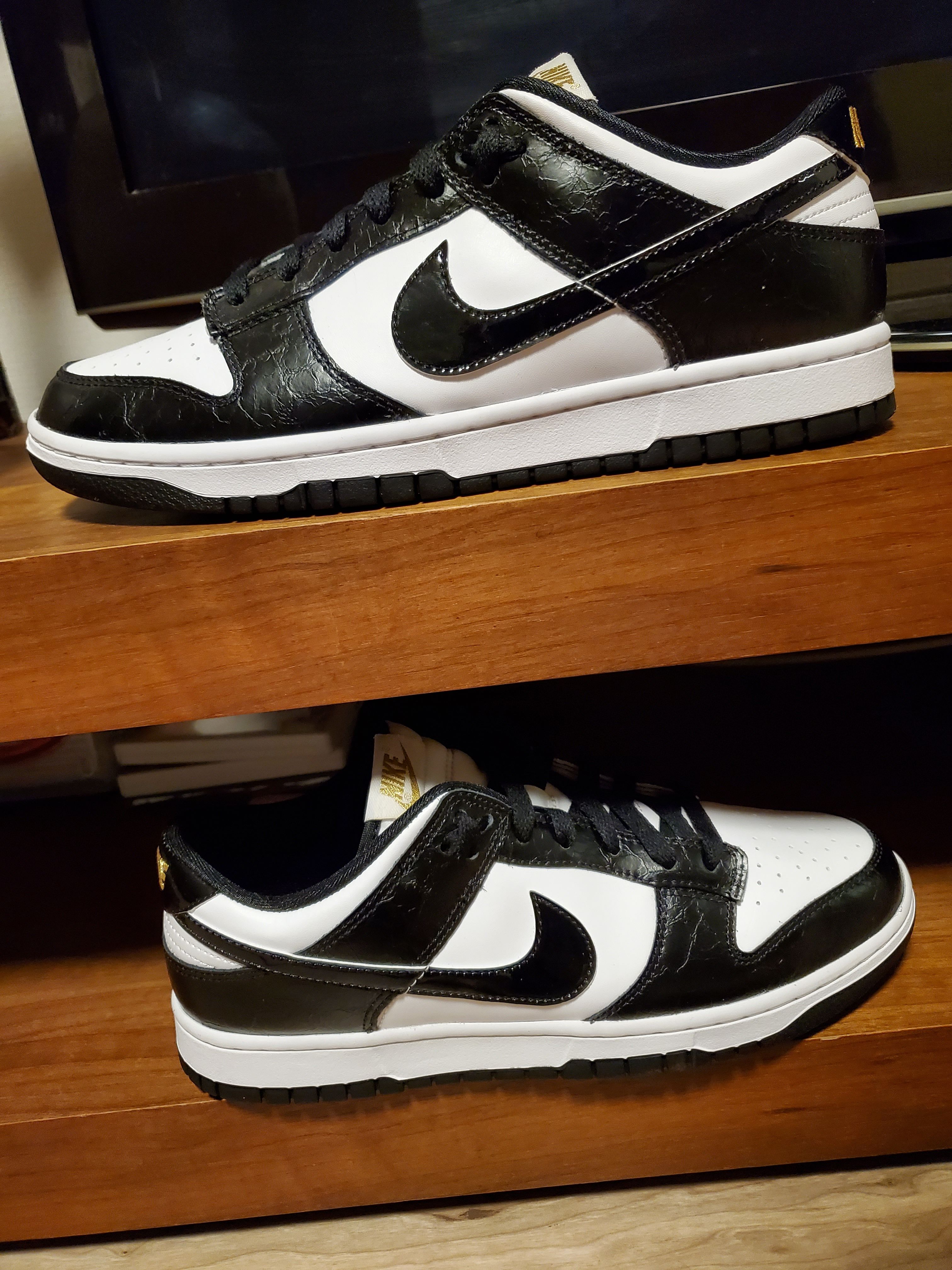 Nike Dunk Low Retro SE "World Champ/Black and White"