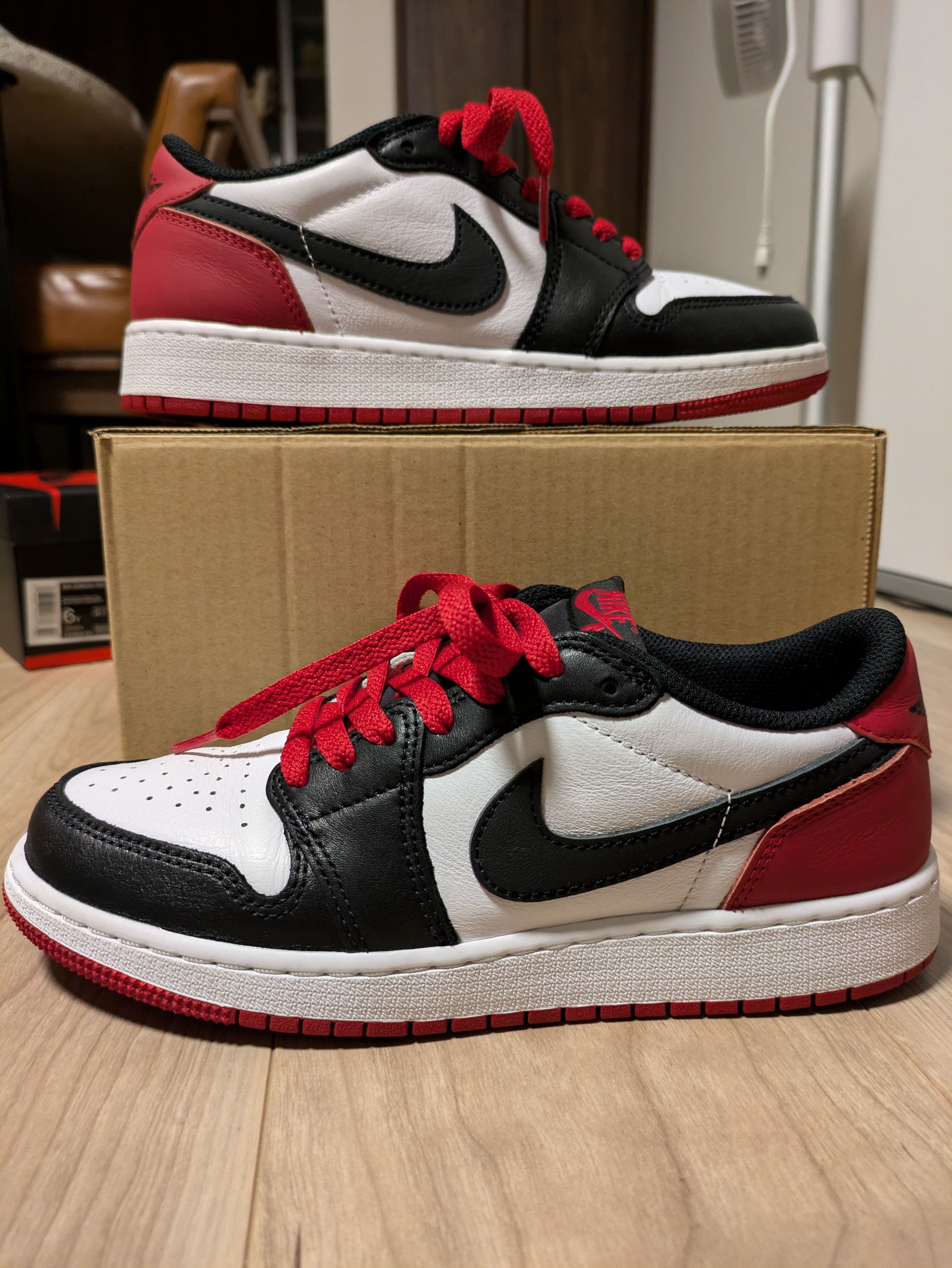 Nike GS Air Jordan 1 Retro Low OG "Black Toe"