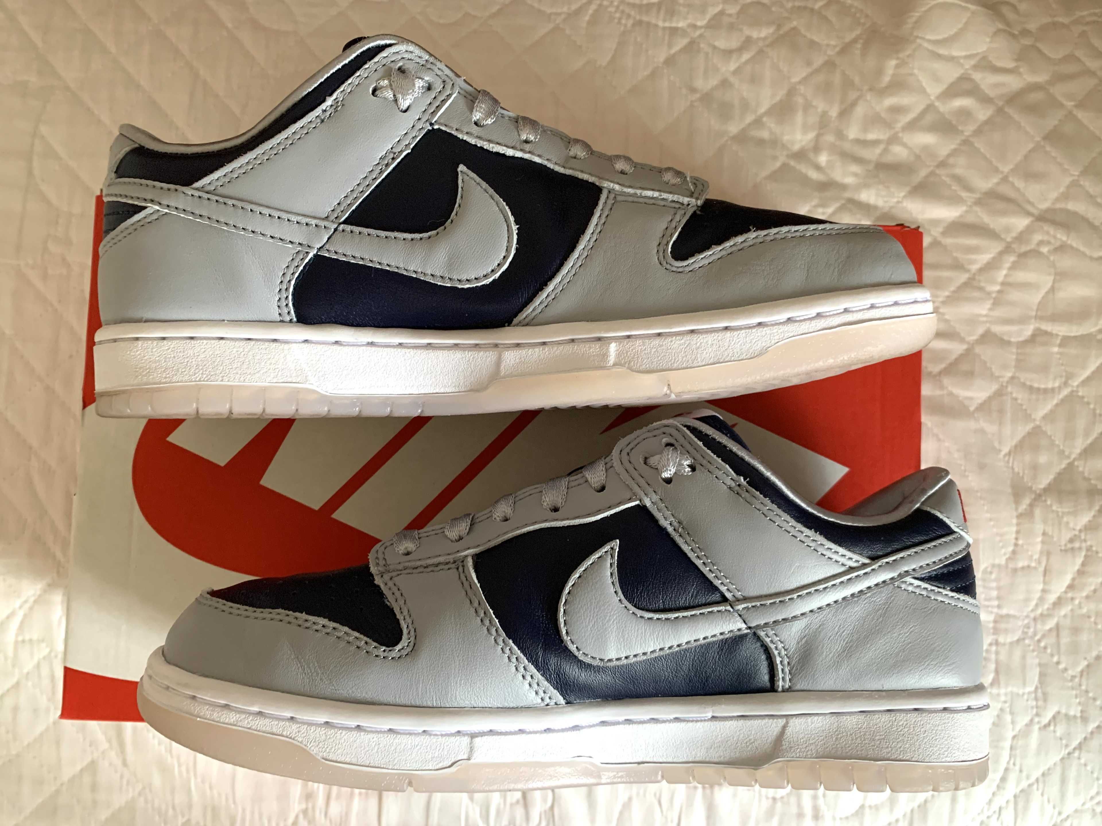 NIKE Women's DUNK LOW "COLLEGE NAVY"