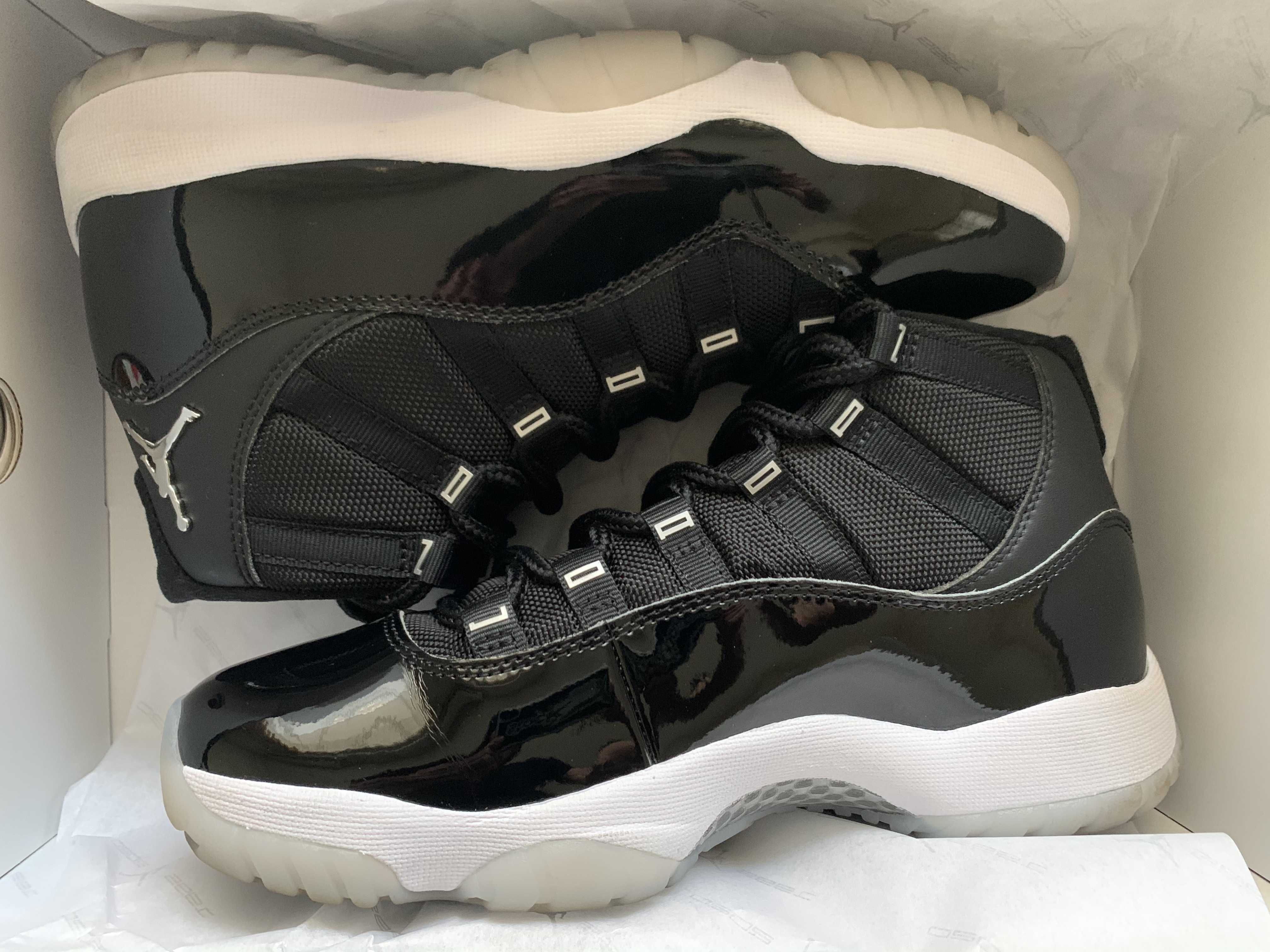 Nike Air Jordan 11 "Jubilee"