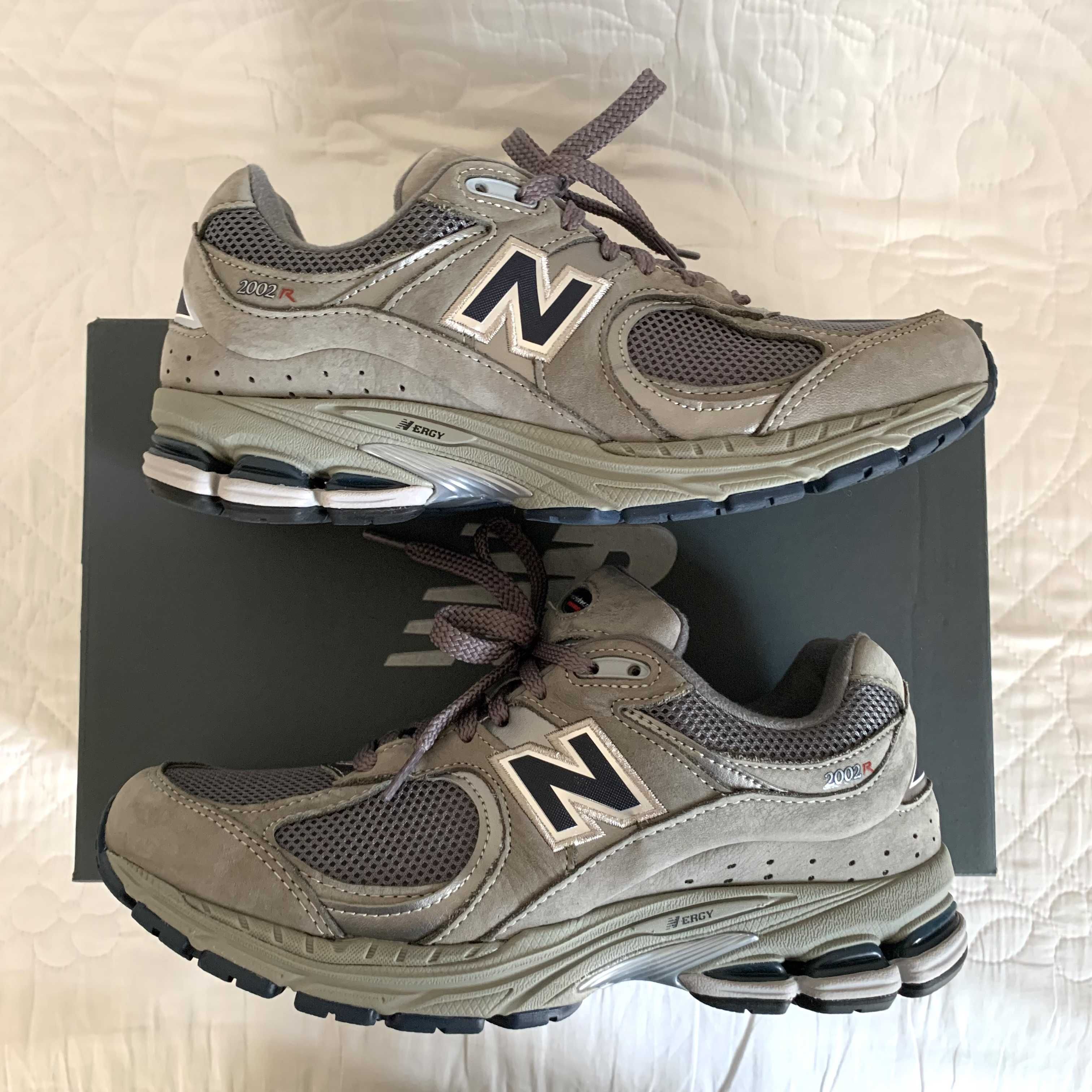 New Balance 2002R "Gray"