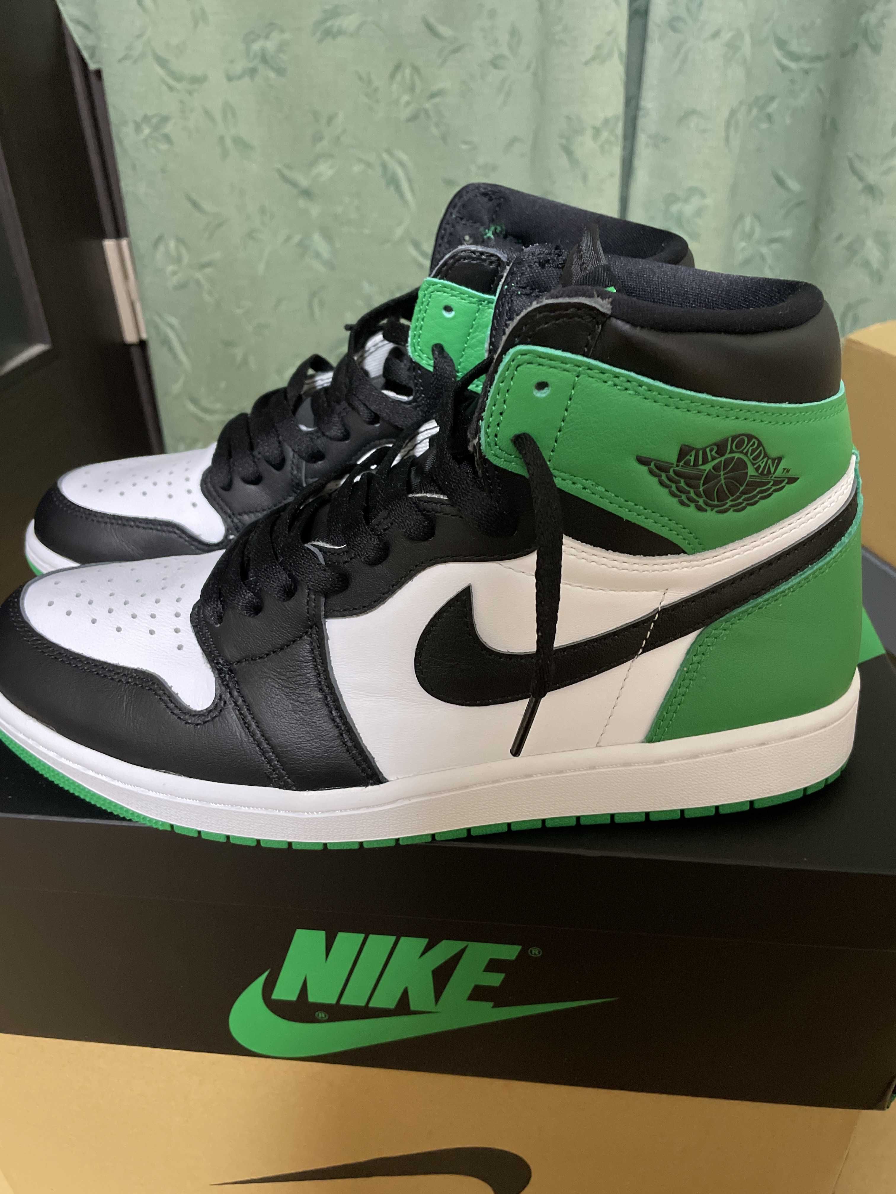 Nike Air Jordan 1 Retro High OG "Celtics/Black and Lucky Green" (2023)