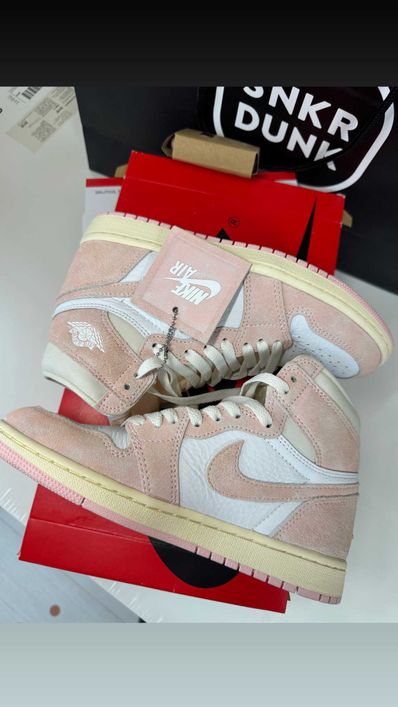 Nike Women's Air Jordan 1 Retro High OG "Washed Pink"