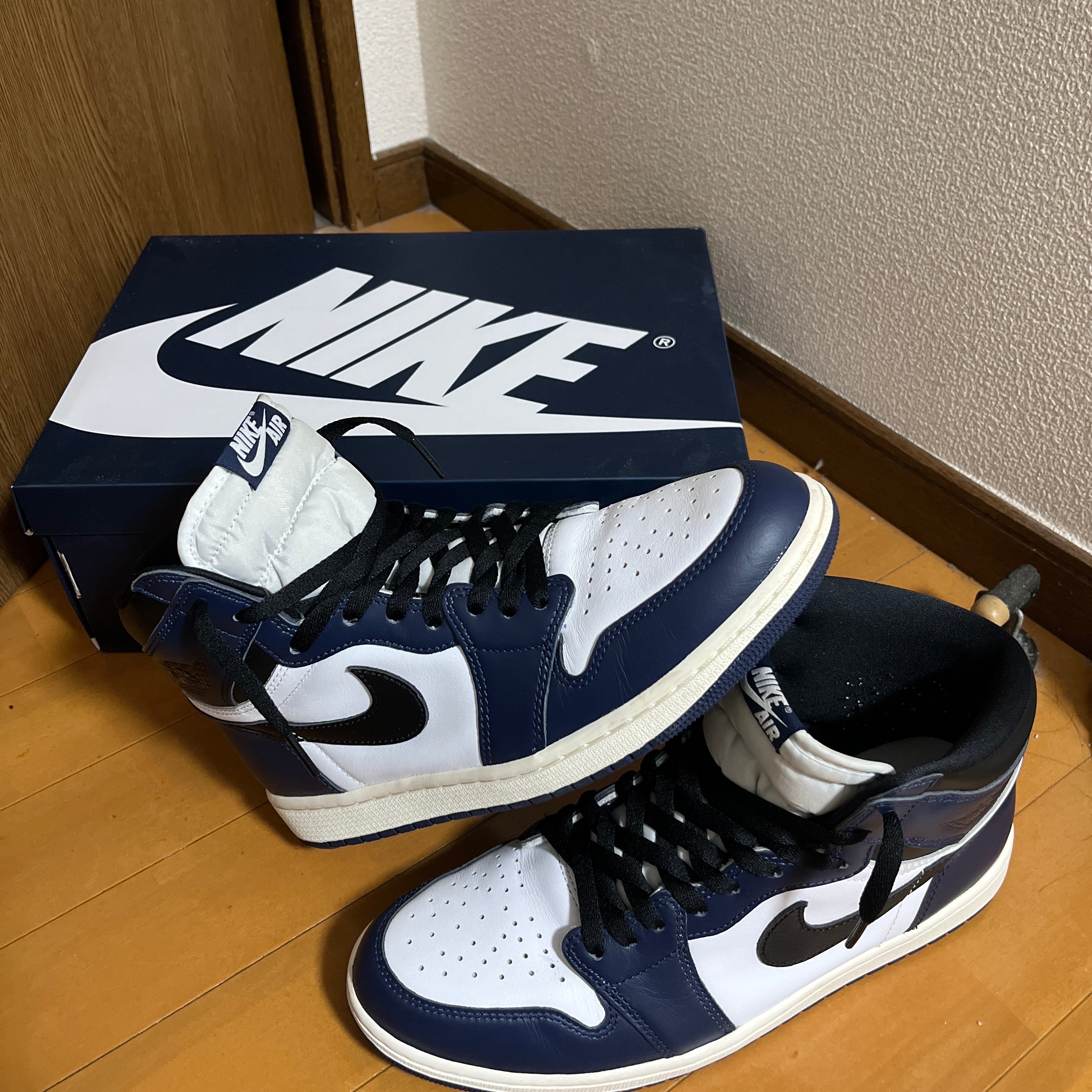 Nike Air Jordan 1 Retro High OG "Midnight Navy"