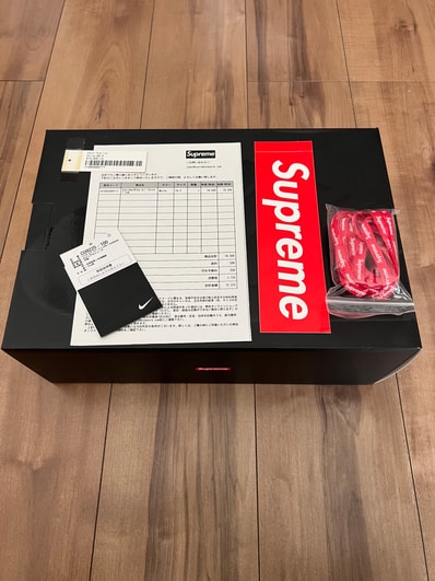 Supreme × Nike Air Force 1 Low "White"