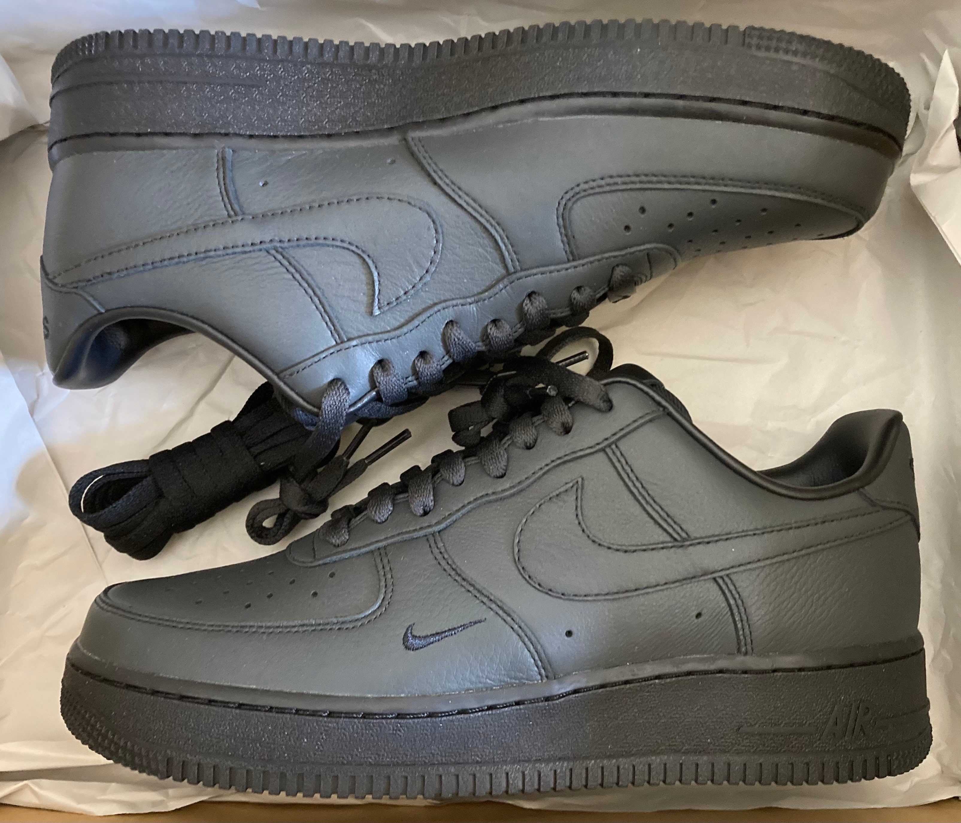 .SWOOSH × Nike Air Force 1 Low "Triple Triple Black"