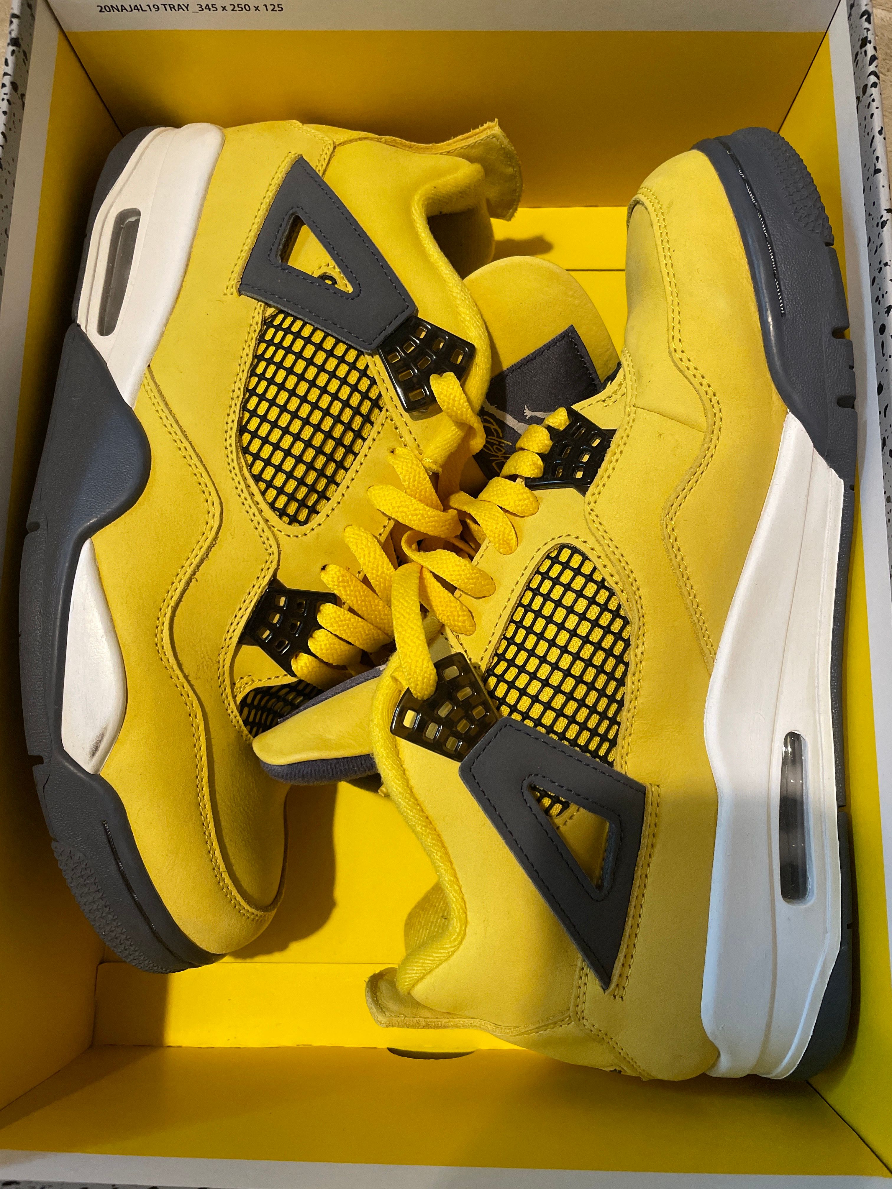 Nike Air Jordan 4 "Tour Yellow"