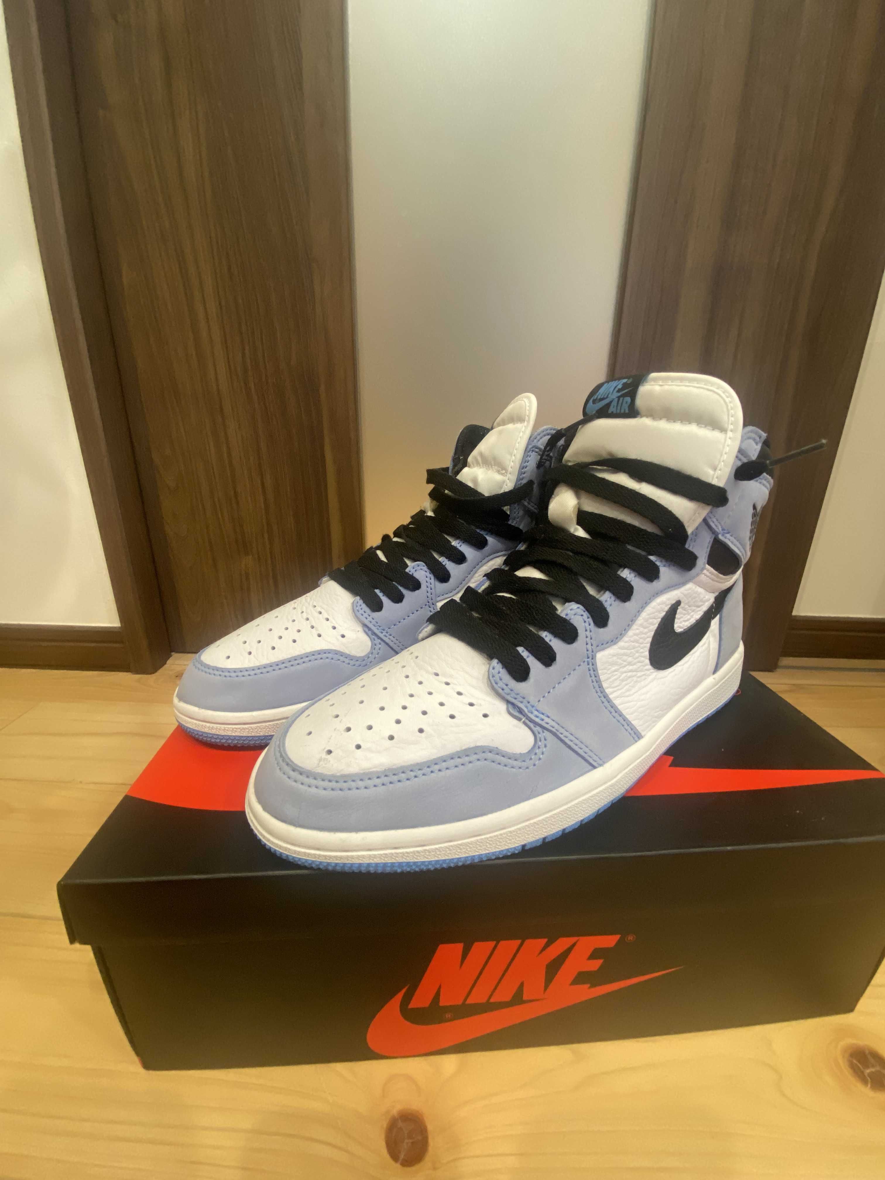 Nike Air Jordan 1 High OG "University Blue"