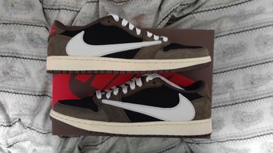 Travis Scott × Nike Air Jordan 1 Low OG SP-T "Black/Dark Mocha"