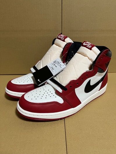 Nike Air Jordan 1 High OG "Lost & Found/Chicago"