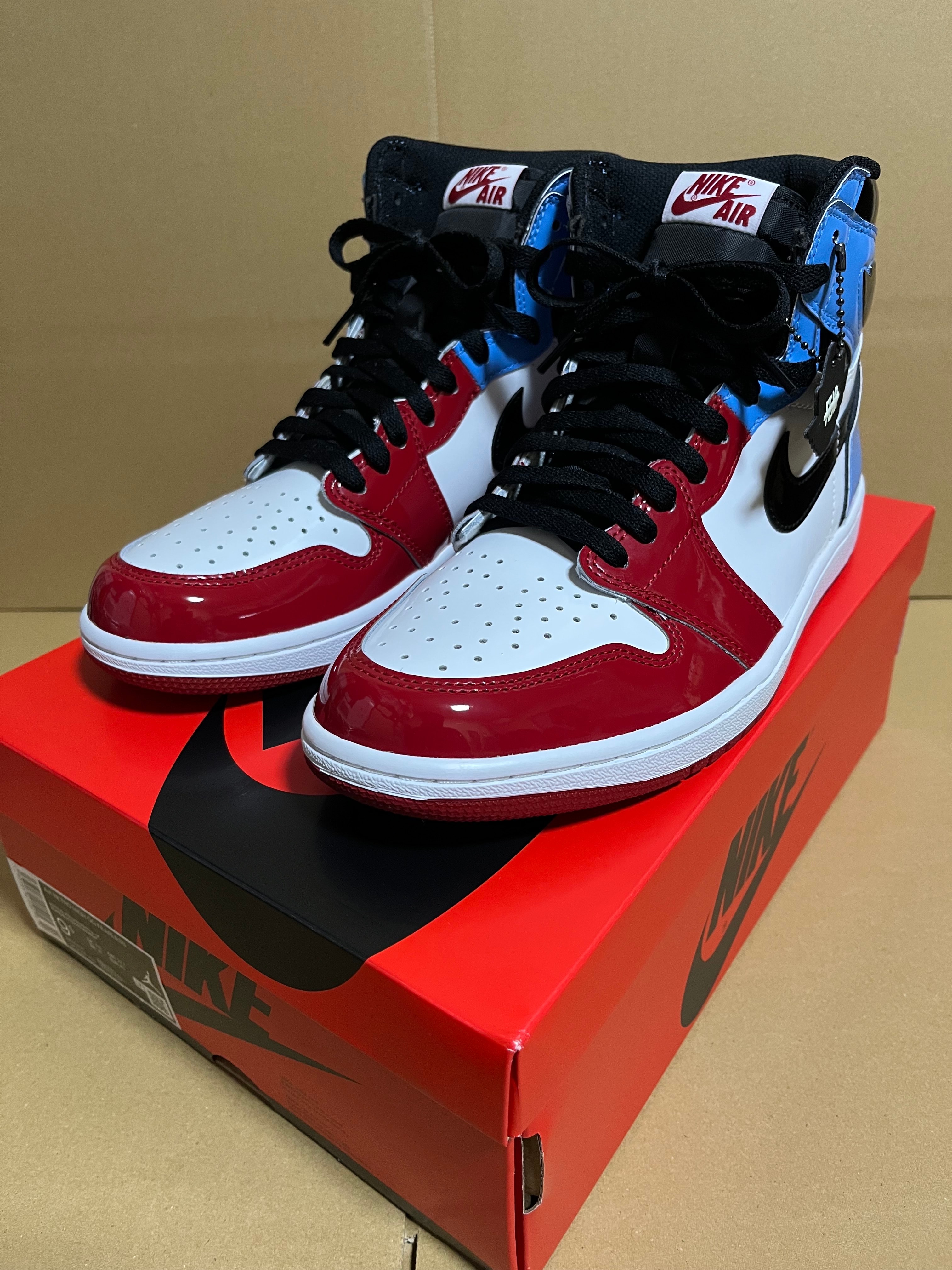 ナイキ エアジョーダン1 ハイ OG "フィアレス"