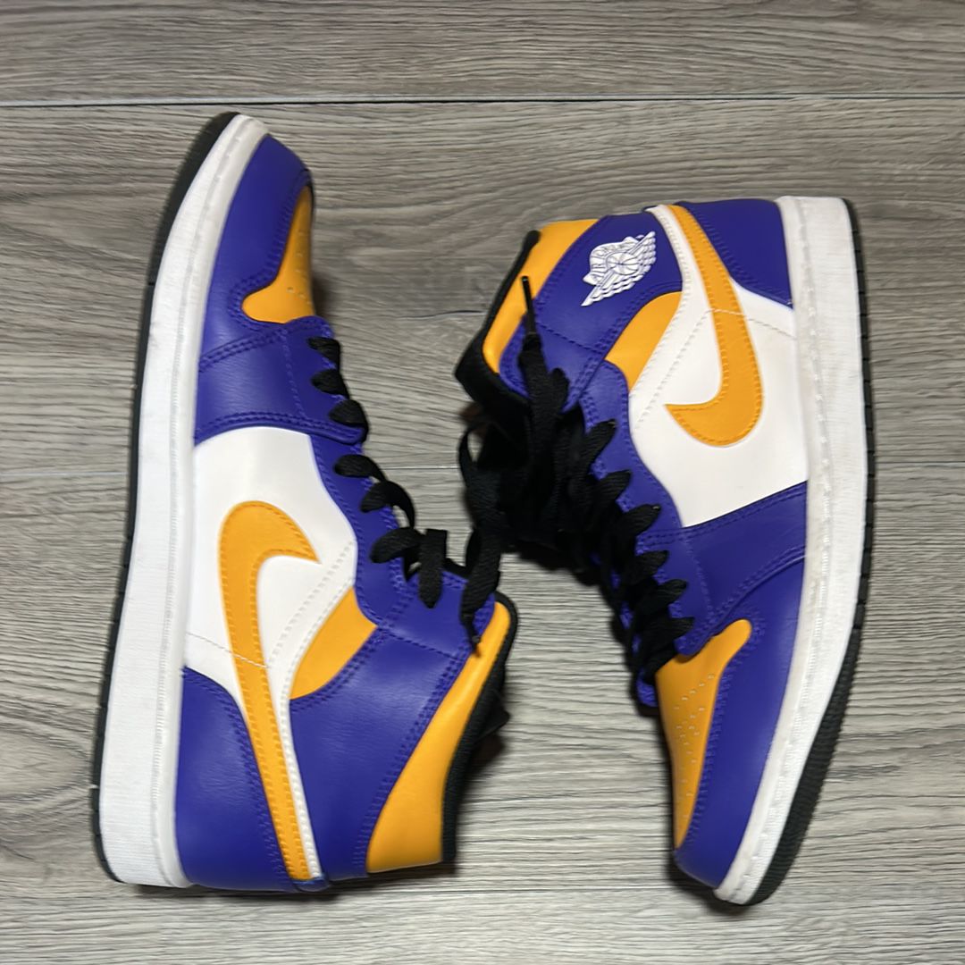 Nike Air Jordan 1 Mid "Lakers"