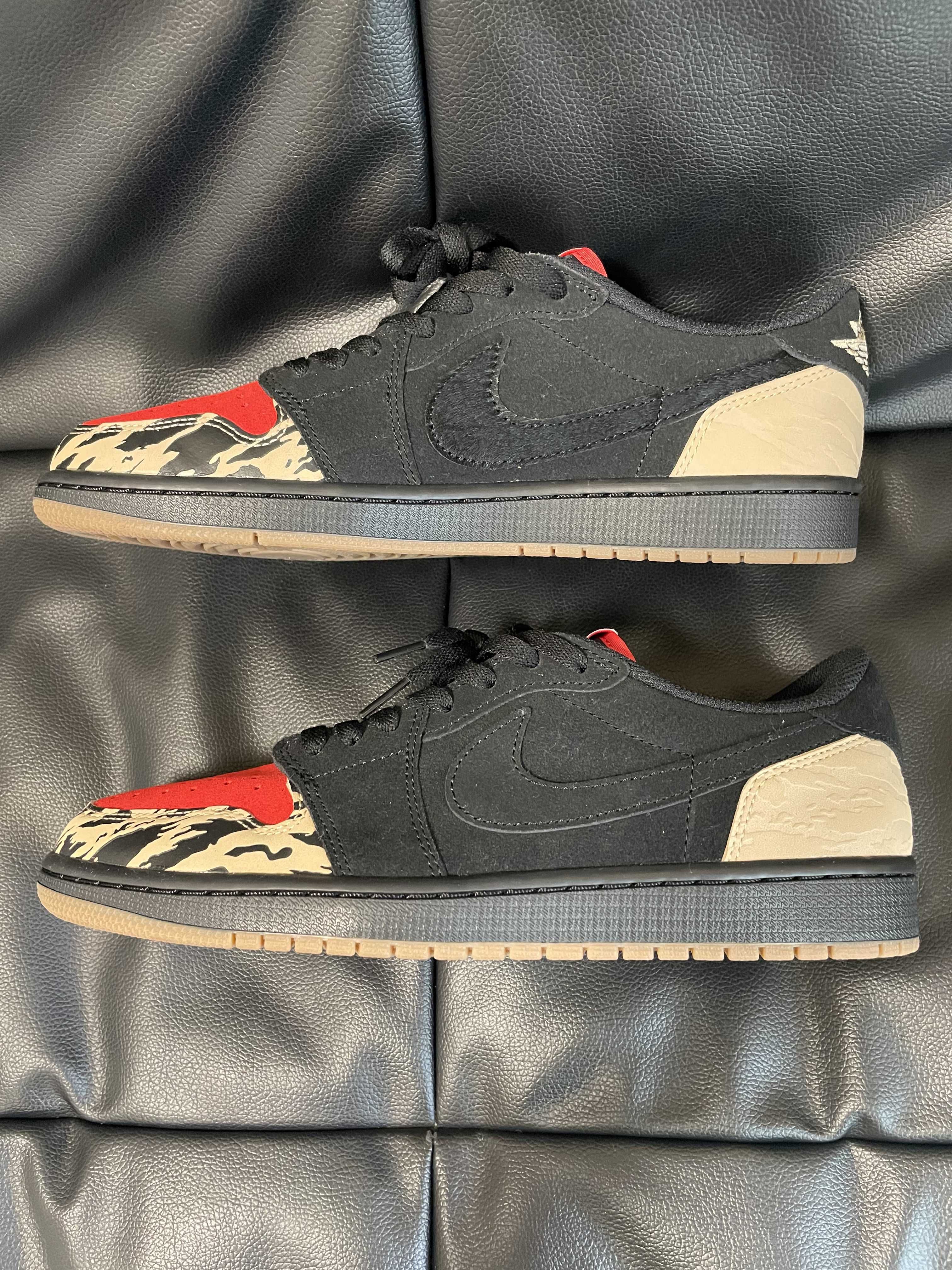 Sole Fly × Nike Air Jordan 1 Low "Black and Sport Red"