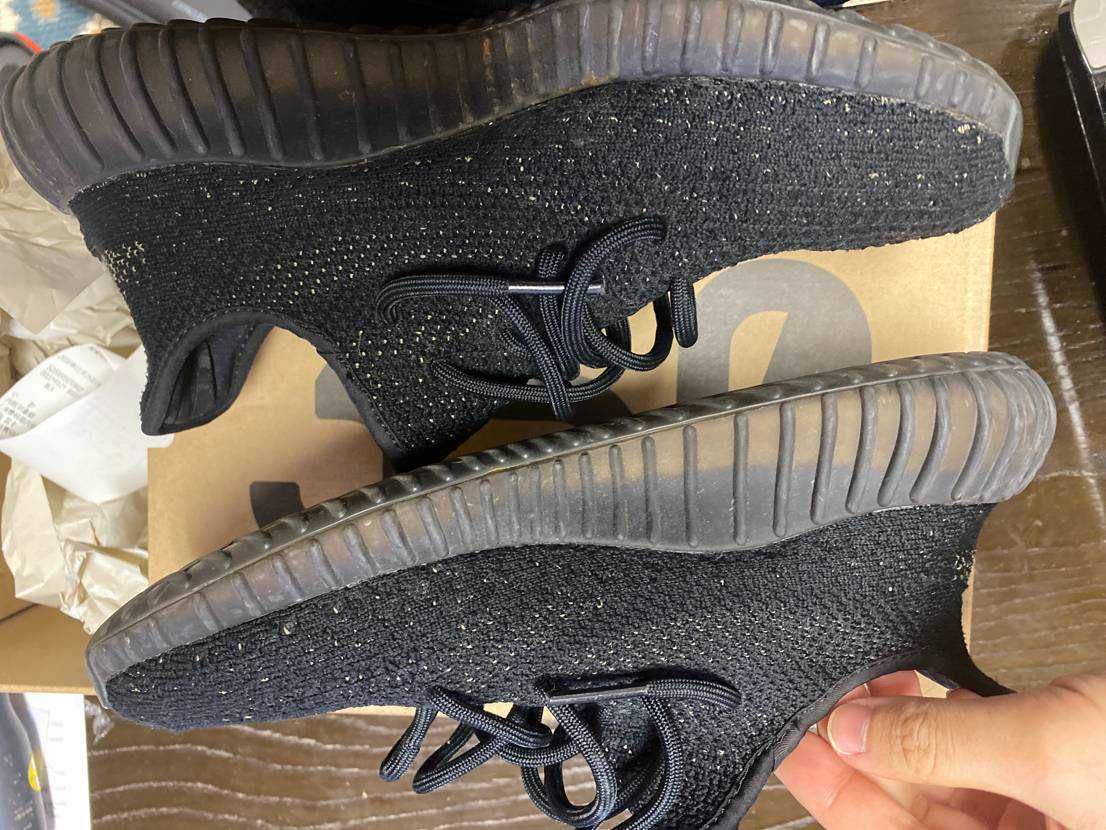 yeezy 350 black bottom