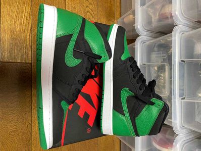 Nike Air Jordan 1 Retro High OG "Black/Pine Green" (2020)
