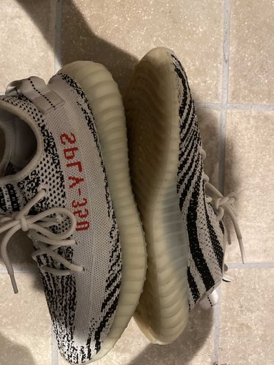 adidas YEEZY Boost 350 V2 "Zebra"