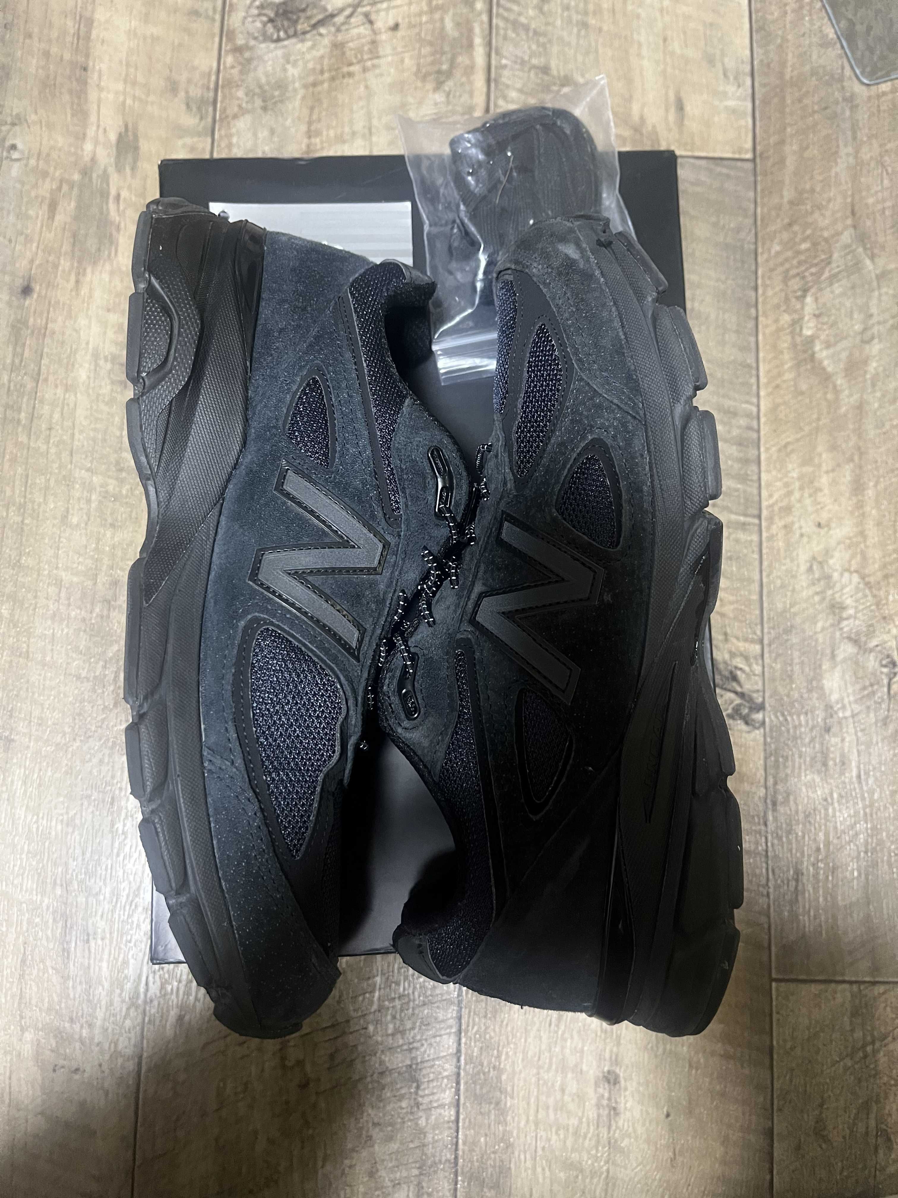 JJJJound × New Balance 990V4 "Navy"