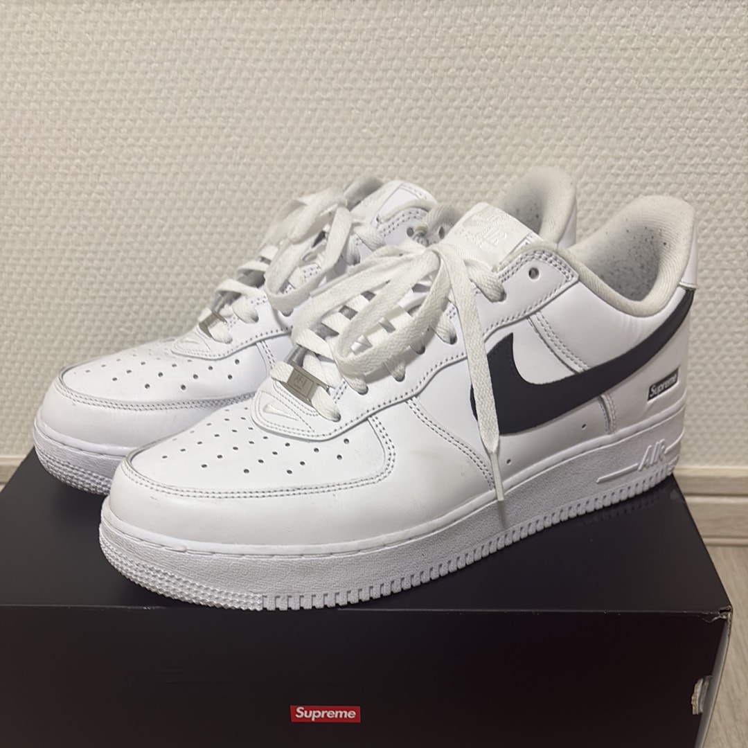 Supreme × Nike Air Force 1 Low "White/Black"