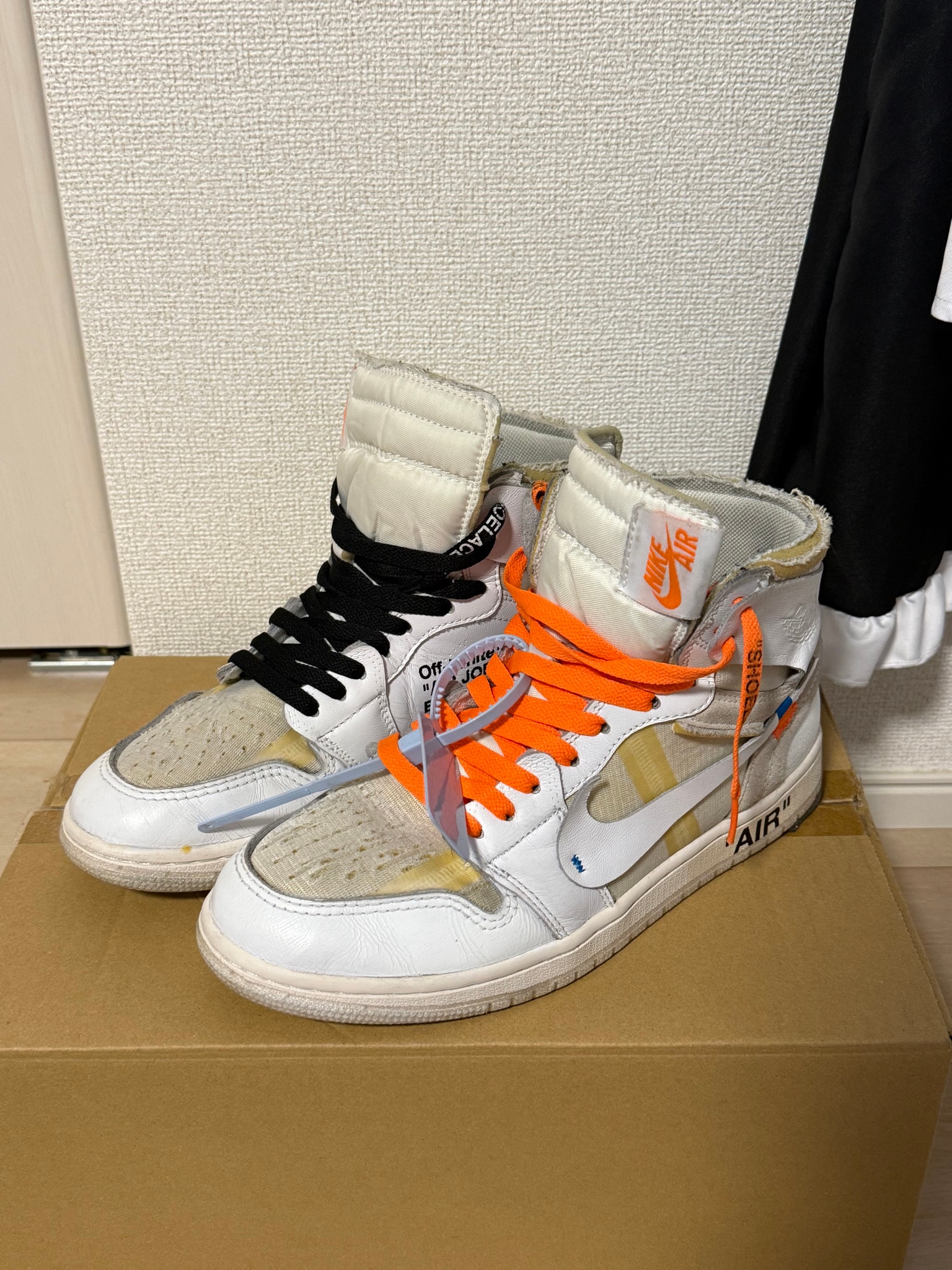 Off-White × Nike Air Jordan 1 Retro High "White"