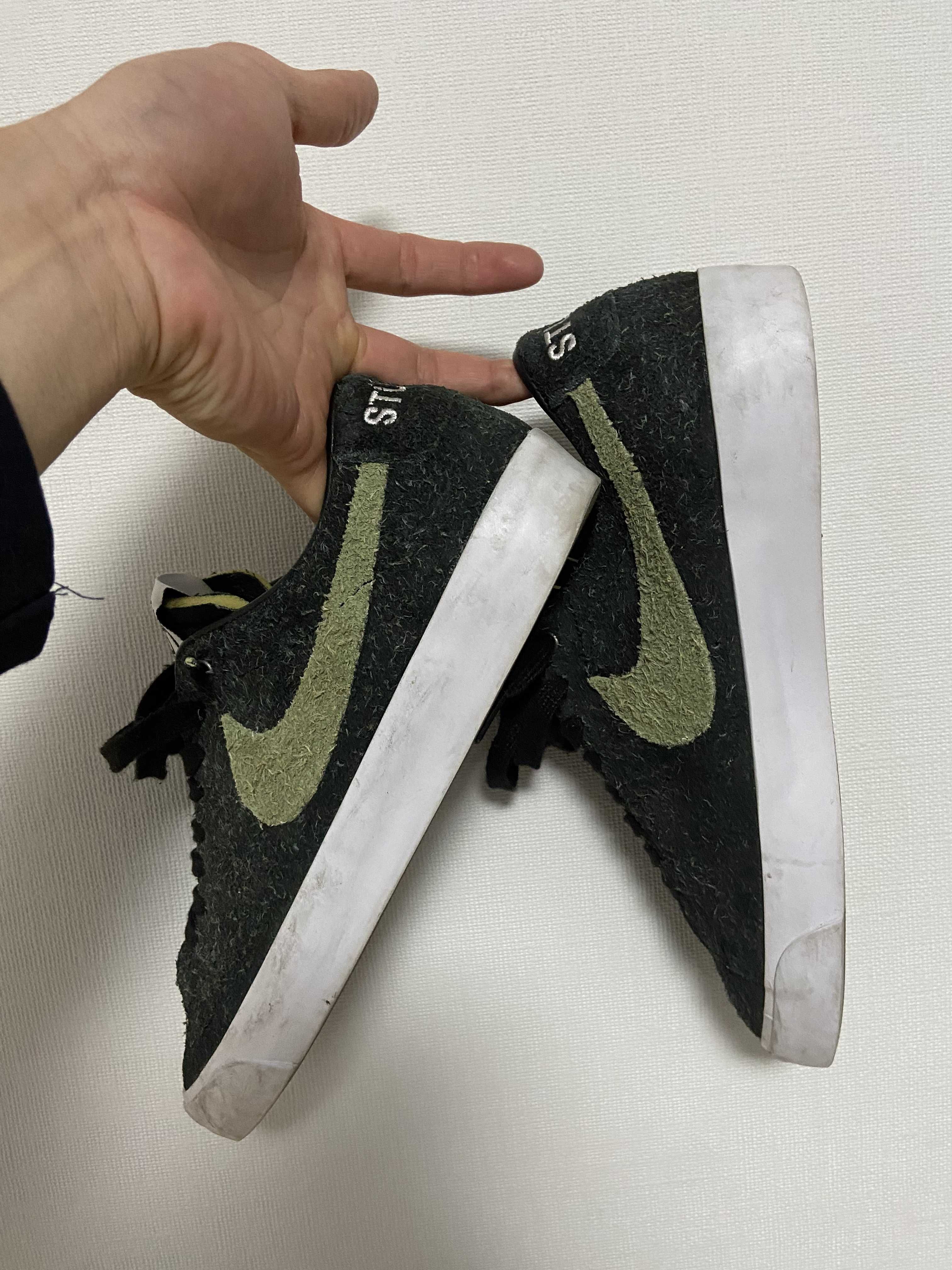Stussy × Nike SB Blazer Low "Black/Palm Green"