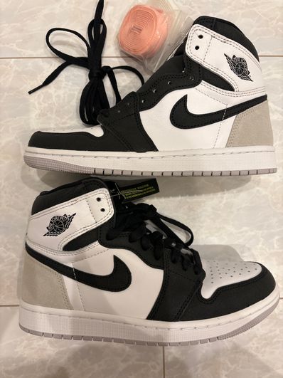 Nike Air Jordan 1 High OG "Bleached Coral"