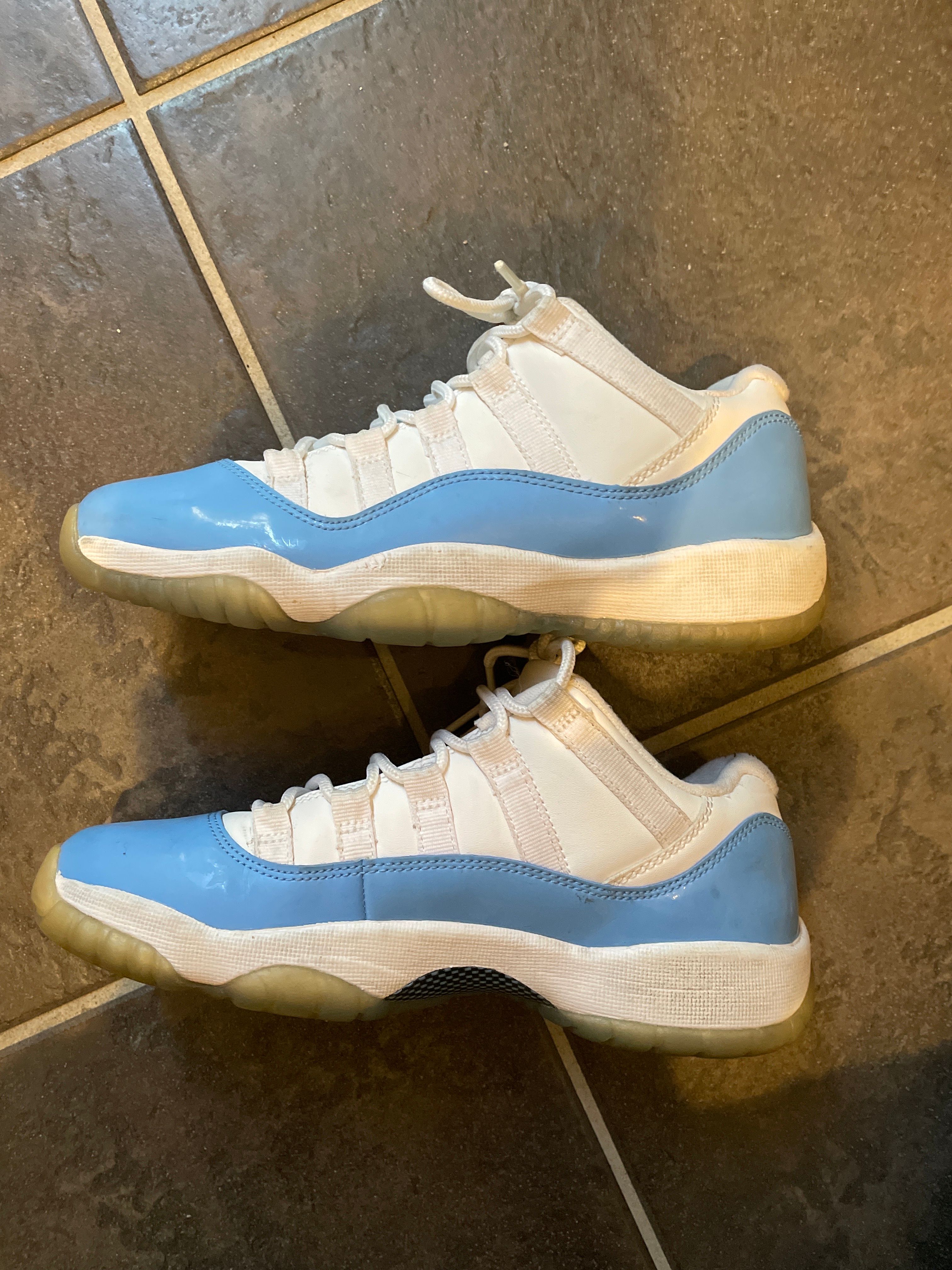 Nike GS Air Jordan 11 Retro Low "University Blue"