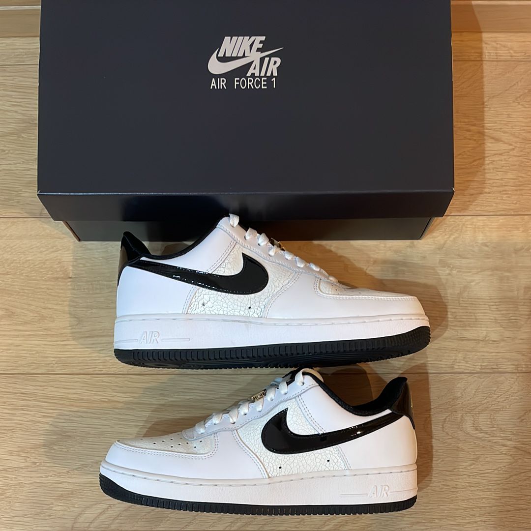 Nike Air Force 1 Low '07 LV8 "World Champ/White and Black"