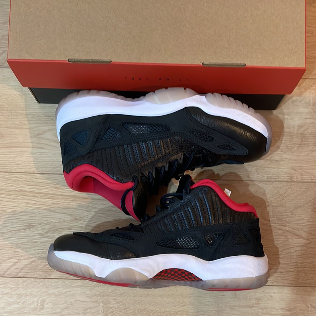 Air Jordan 11 Low IE "Bred"