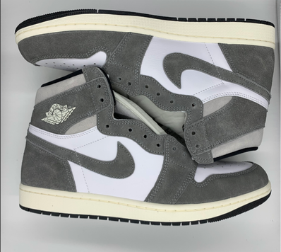 Nike Air Jordan 1 Retro High OG "Black and Smoke Grey"