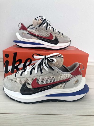 sacai × Nike Vapor Waffle "Royal Fuchsia"