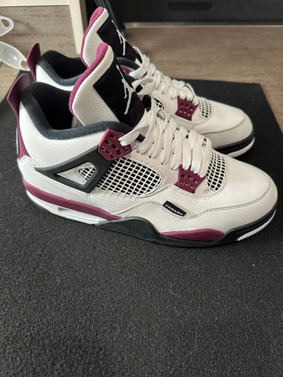Paris Saint-Germain (PSG) × Nike Air Jordan 4 Retro "White/Black-Metallic Gold-Bordeaux"