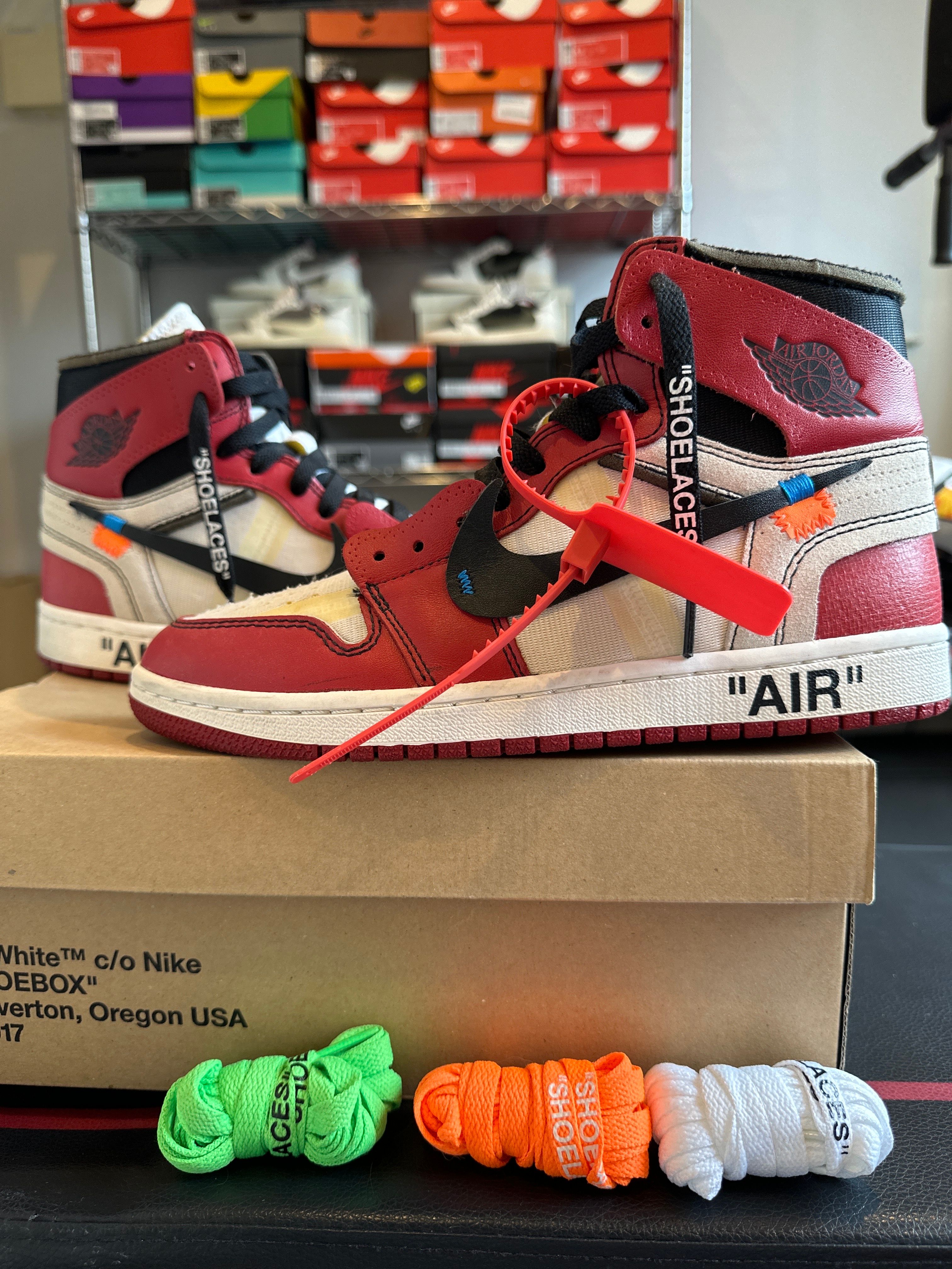 Off-White × Nike Air Jordan 1 Retro High The Ten "Chicago"